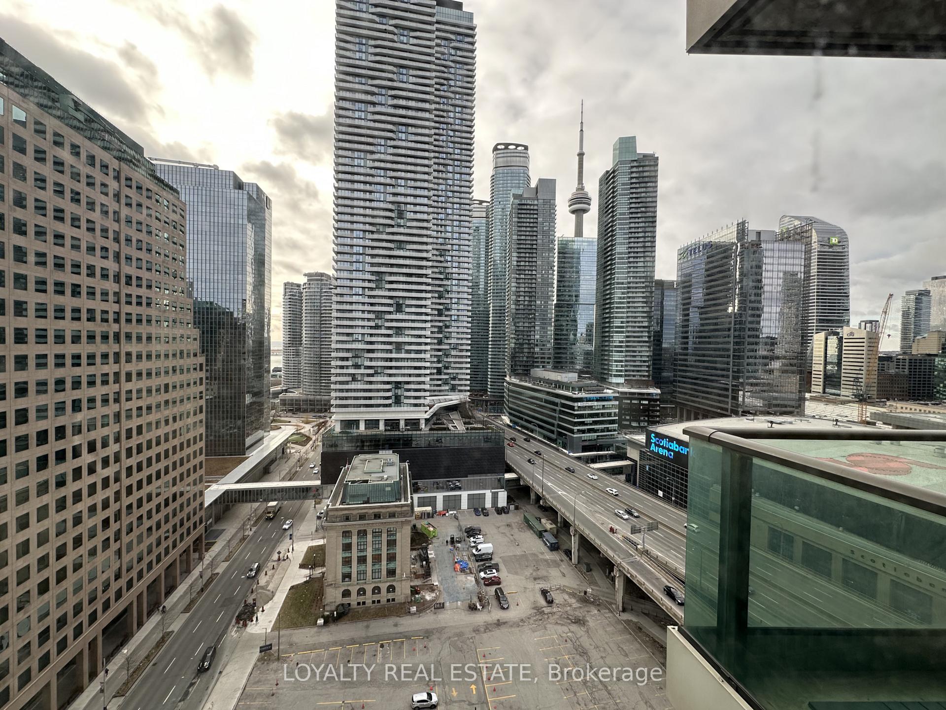 Photo 13 of Unit 2101, 33 Bay Street, Toronto, Waterfront Communities — HOMEH