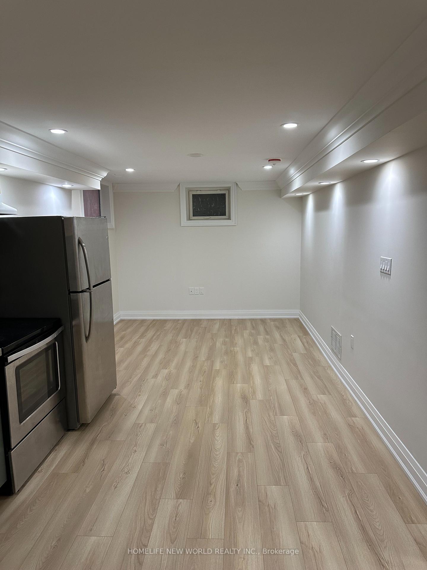 Photo 5 of Unit Unit 1, 93 Courtney Crescent, Barrie, Painswick South — HOMEH