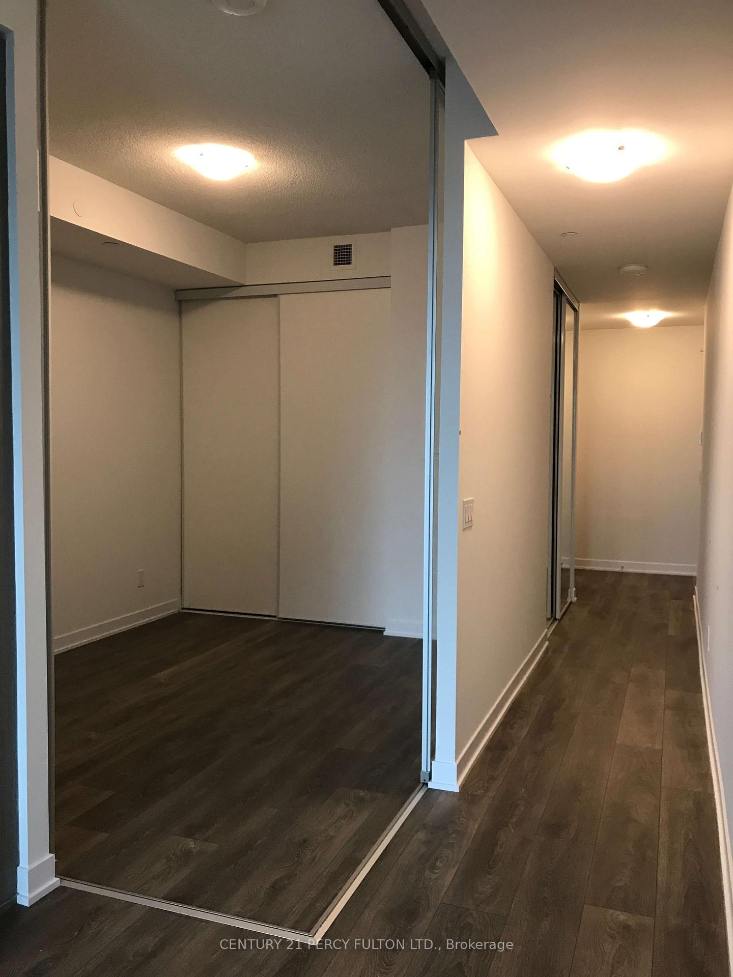 Photo 5 of Unit 3203, 87 Peter Street, Toronto, Waterfront Communities — HOMEH