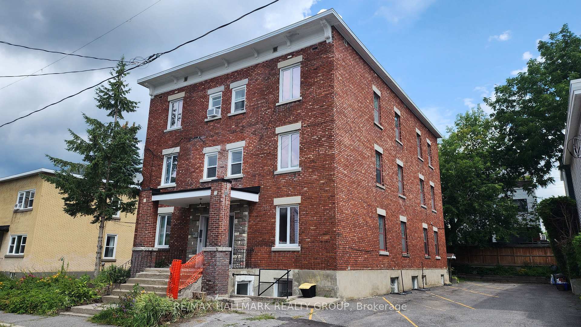 Photo 3 of Unit 3, 125 Glenora Street, Ottawa, Ottawa East — HOMEH