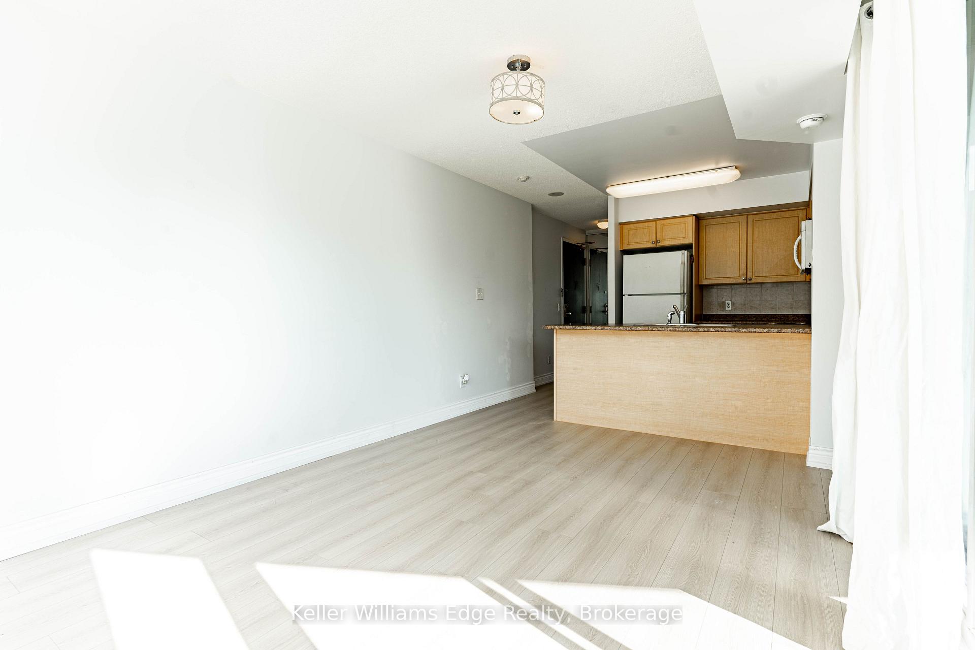 Photo 11 of Unit 2001, 30 Grand Trunk Crescent W, Toronto, Waterfront Communities — HOMEH