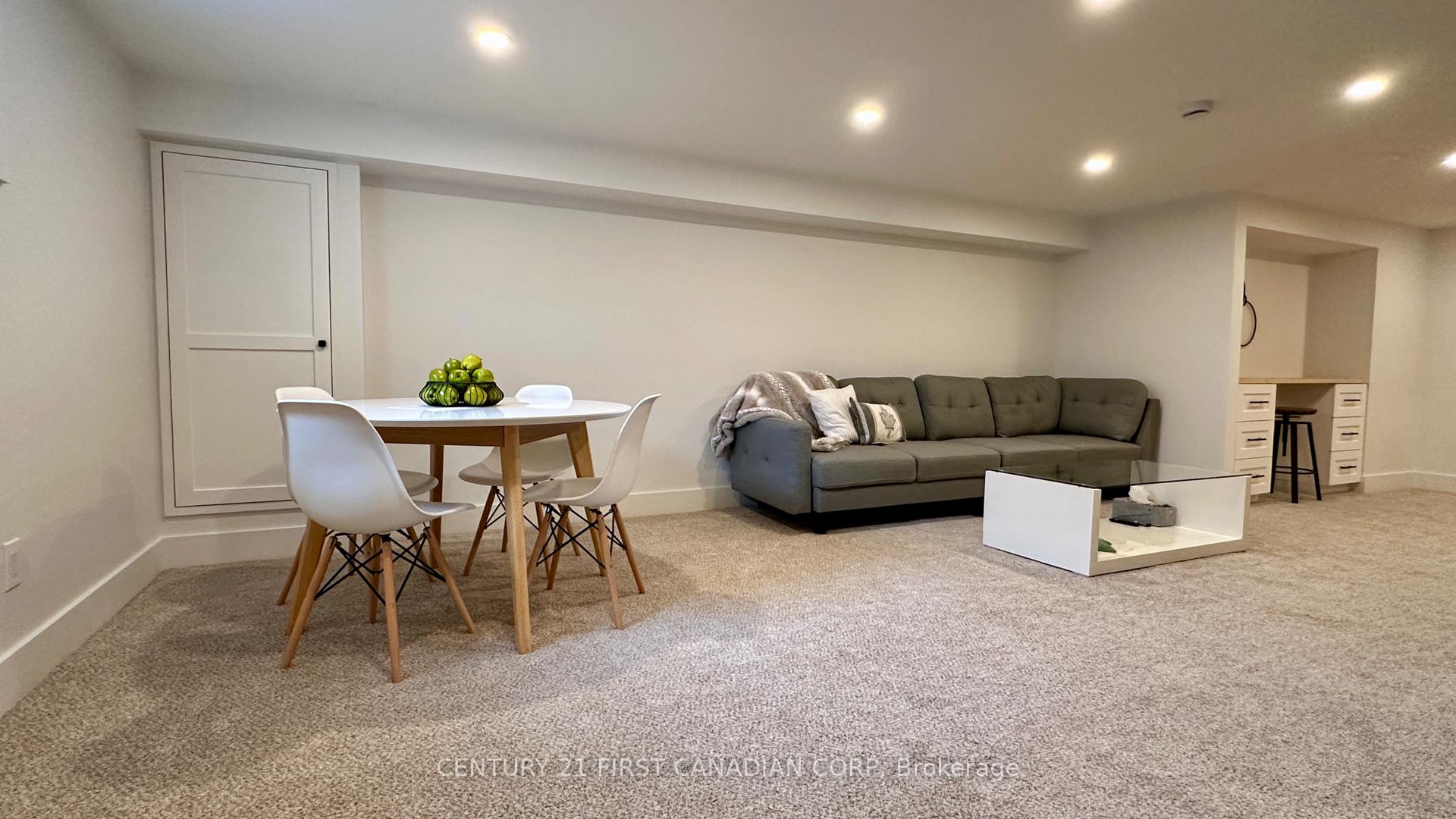 Photo 19 of 33 Braemar Crescent, London, North N — HOMEH