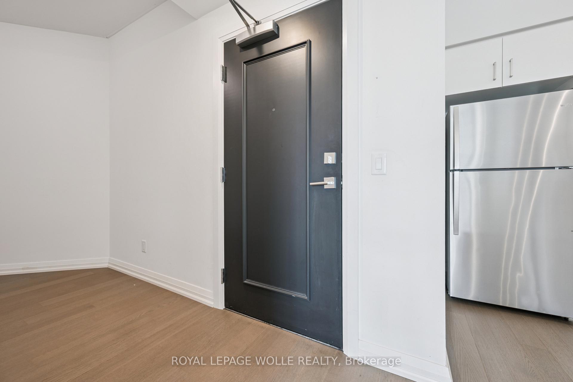 Photo 3 of Unit 1807, 155 Caroline Street S, Waterloo, Uptown West — HOMEH