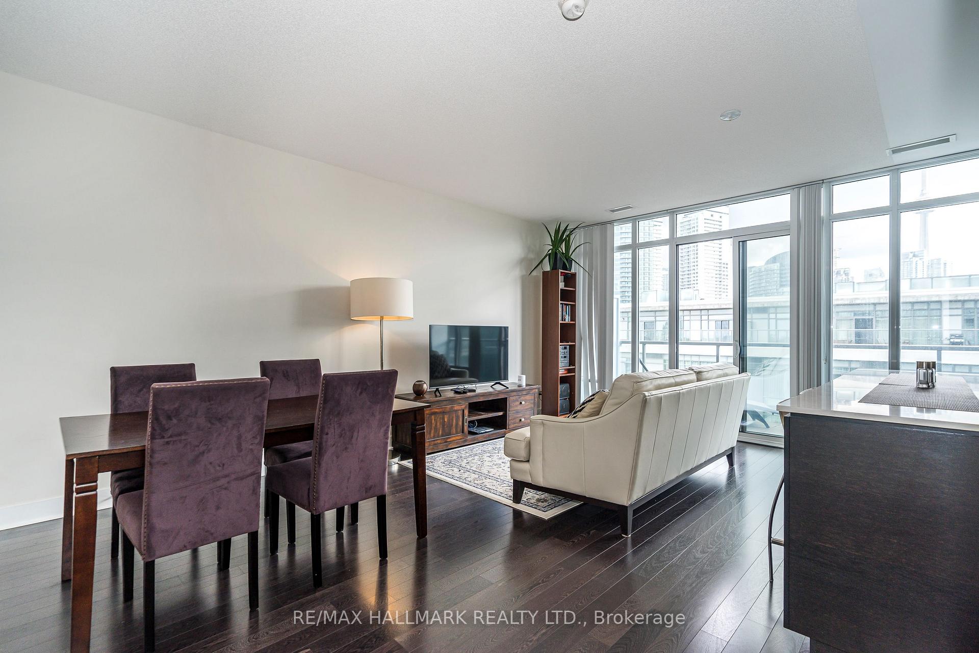 Photo 2 of Unit 919, 90 Stadium Road, Toronto, Niagara — HOMEH