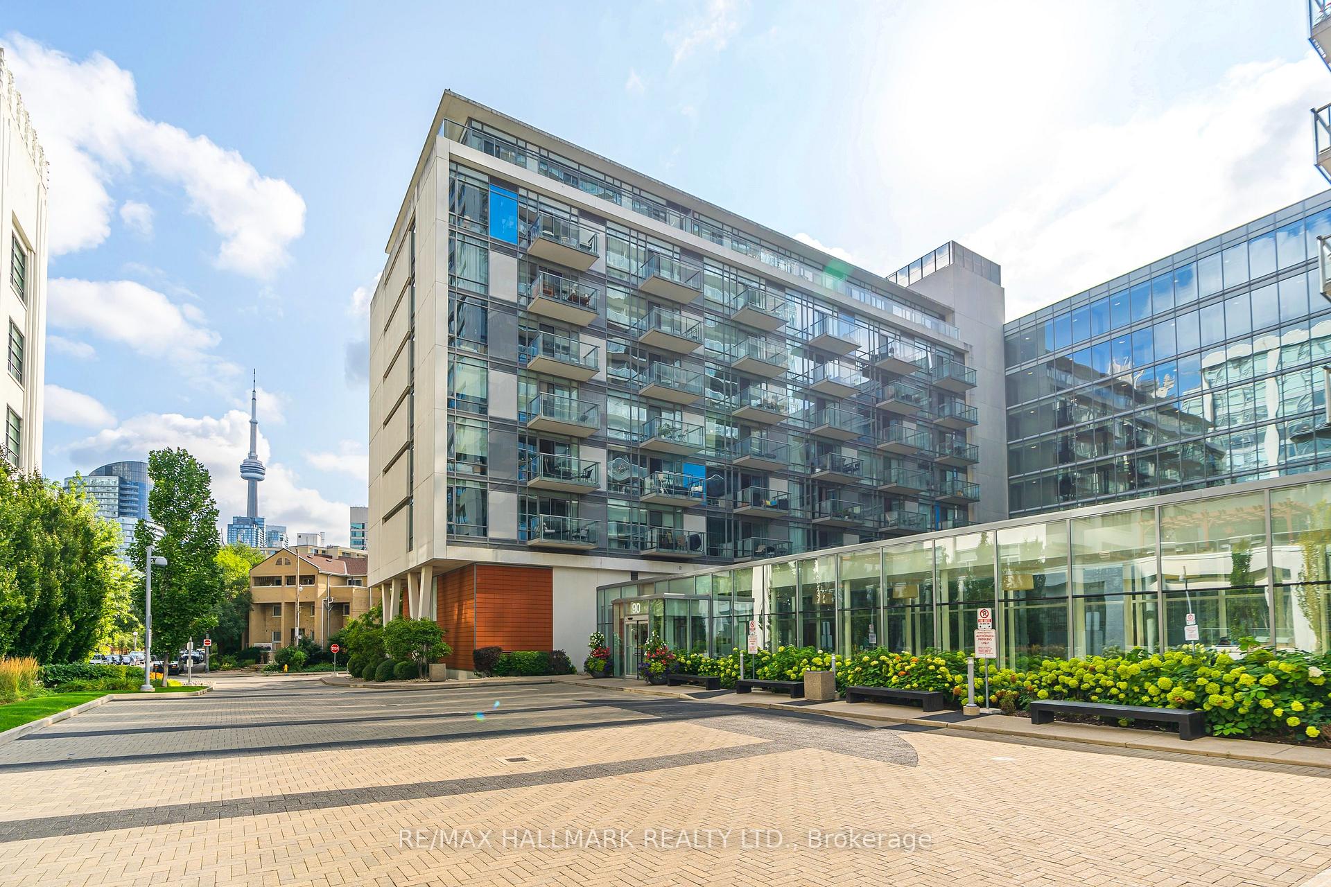 Photo 11 of Unit 919, 90 Stadium Road, Toronto, Niagara — HOMEH
