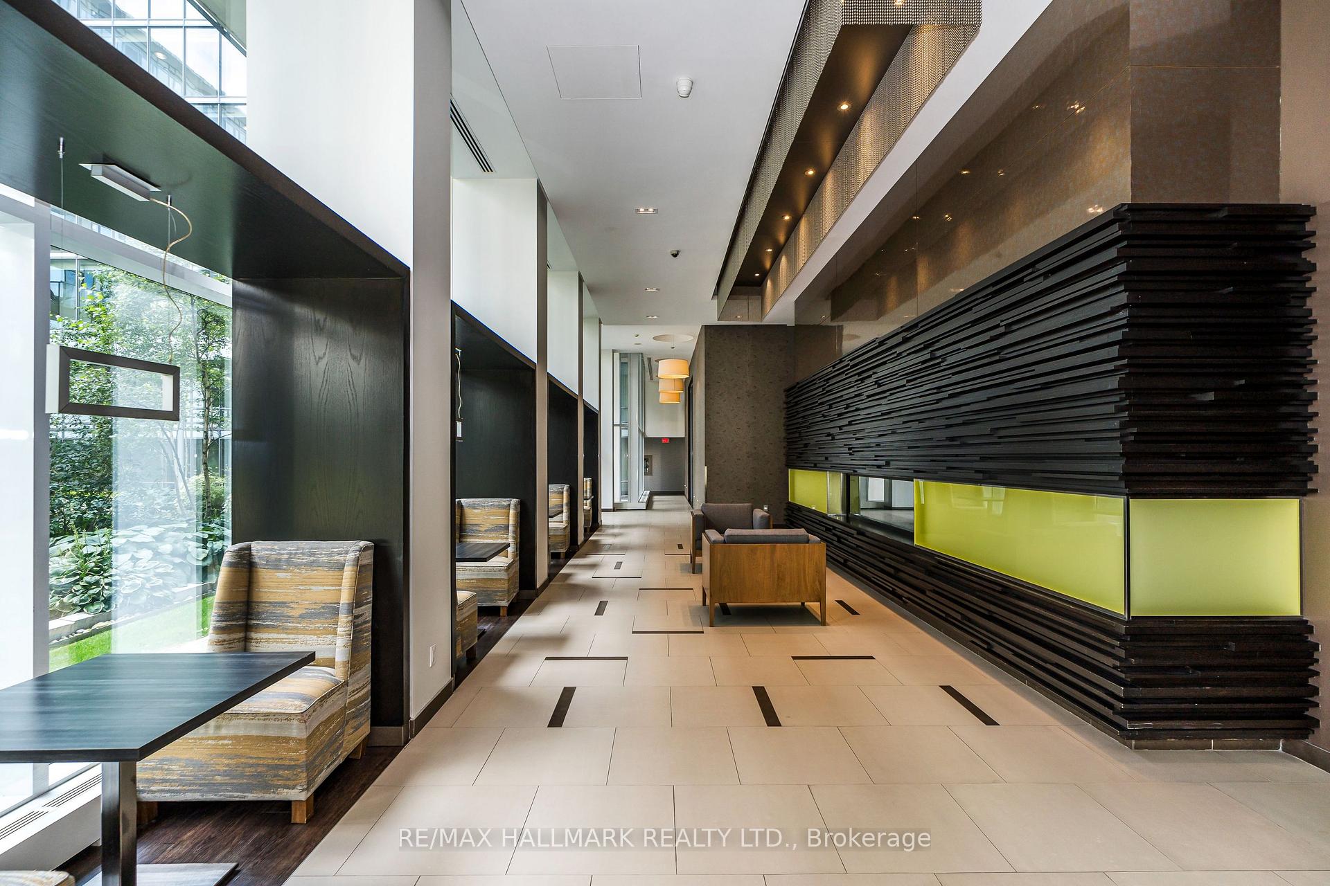 Photo 14 of Unit 919, 90 Stadium Road, Toronto, Niagara — HOMEH