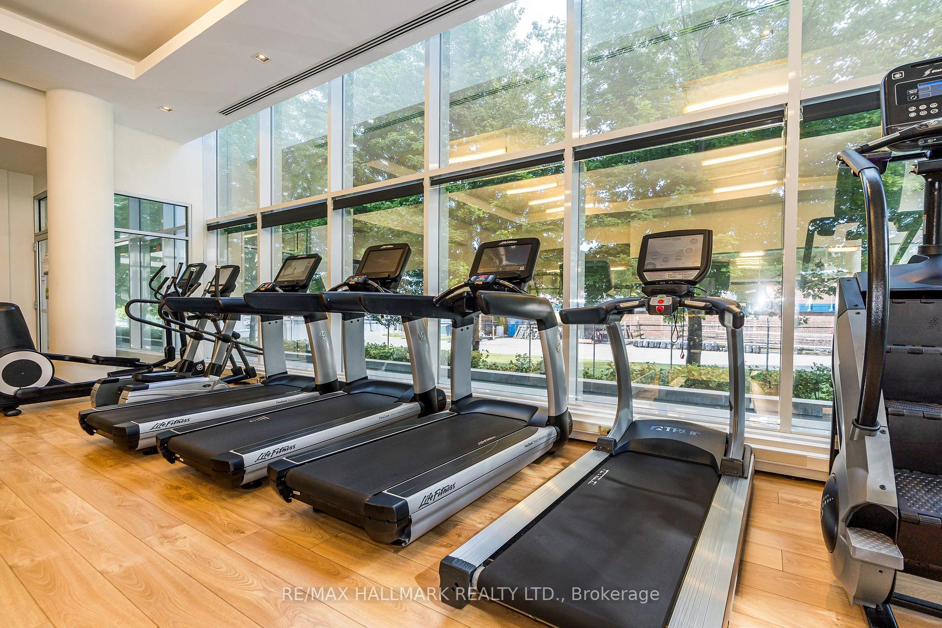 Photo 16 of Unit 919, 90 Stadium Road, Toronto, Niagara — HOMEH
