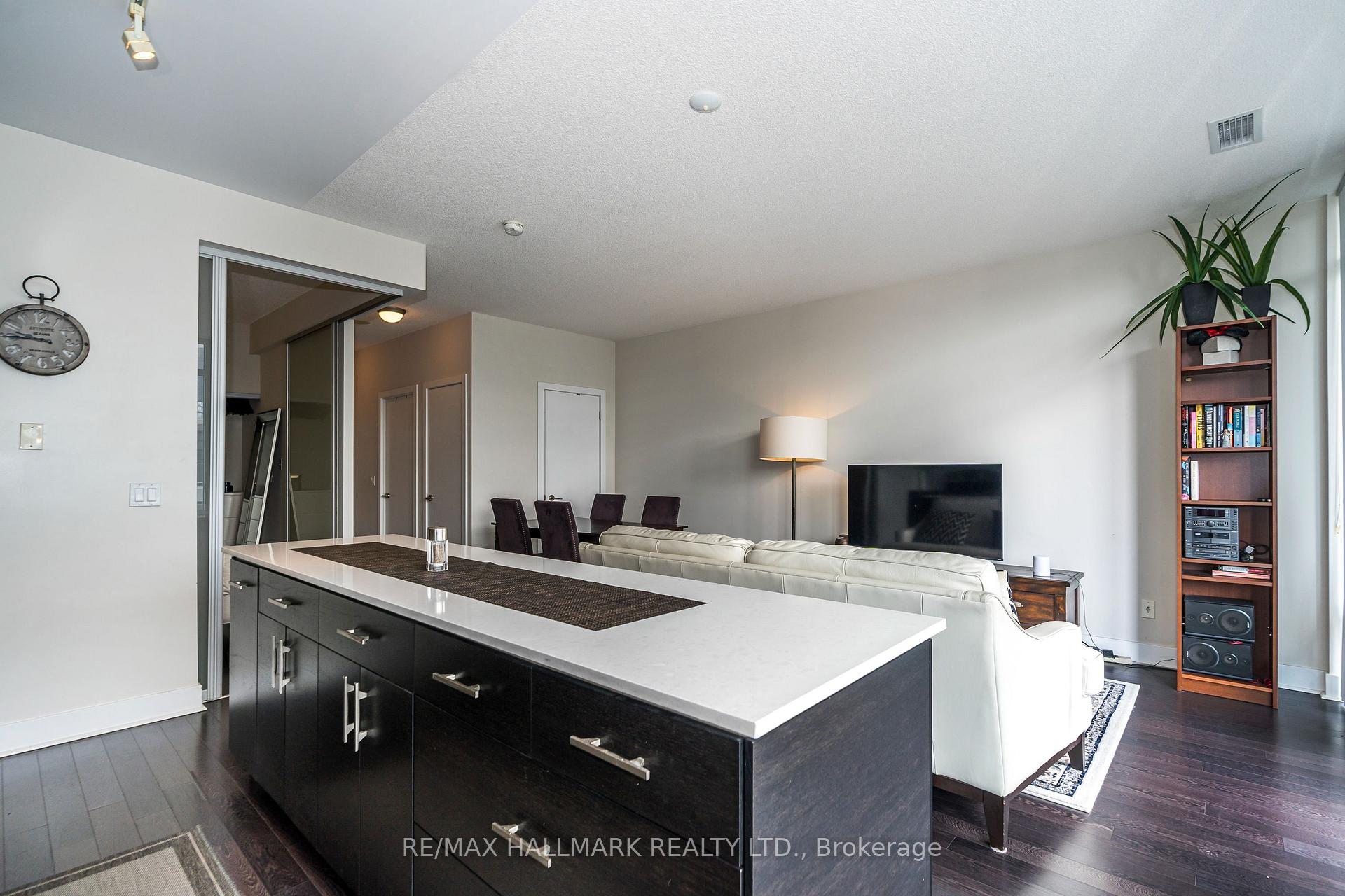 Photo 24 of Unit 919, 90 Stadium Road, Toronto, Niagara — HOMEH