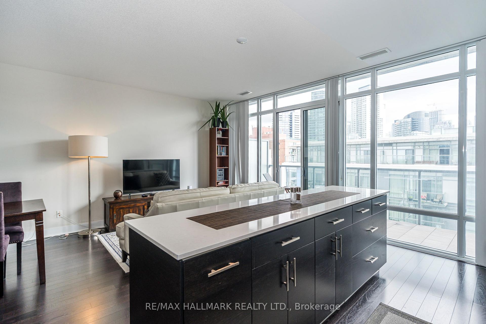 Photo 31 of Unit 919, 90 Stadium Road, Toronto, Niagara — HOMEH