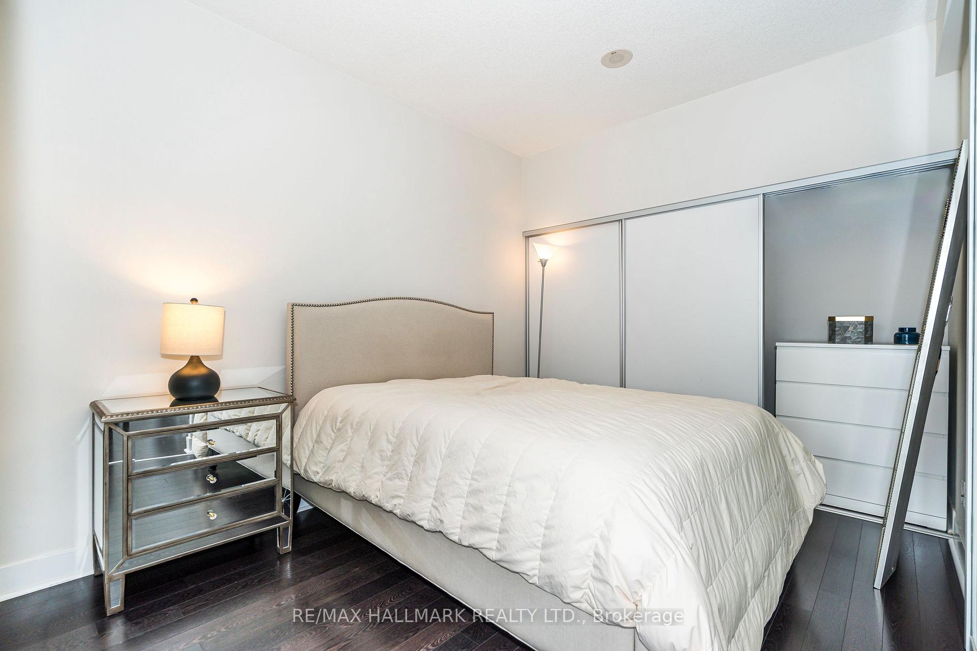 Photo 38 of Unit 919, 90 Stadium Road, Toronto, Niagara — HOMEH
