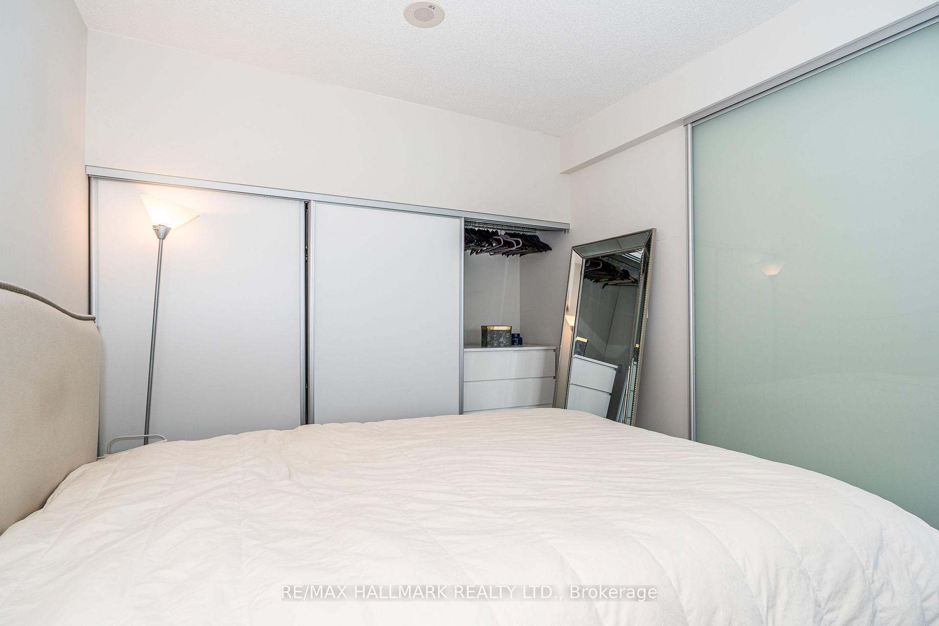 Photo 39 of Unit 919, 90 Stadium Road, Toronto, Niagara — HOMEH