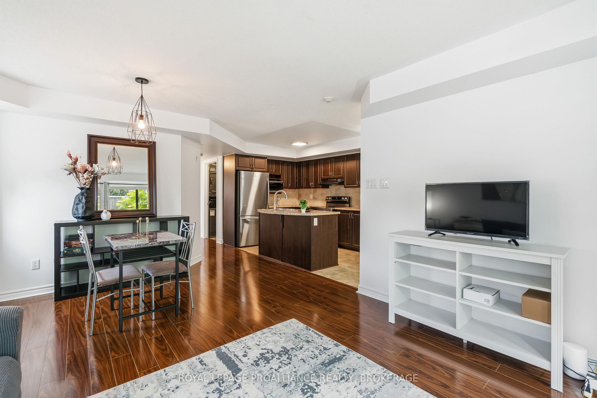 Photo 6 of Unit 2, 510 Stonefield Private, Ottawa, Barrhaven East — HOMEH