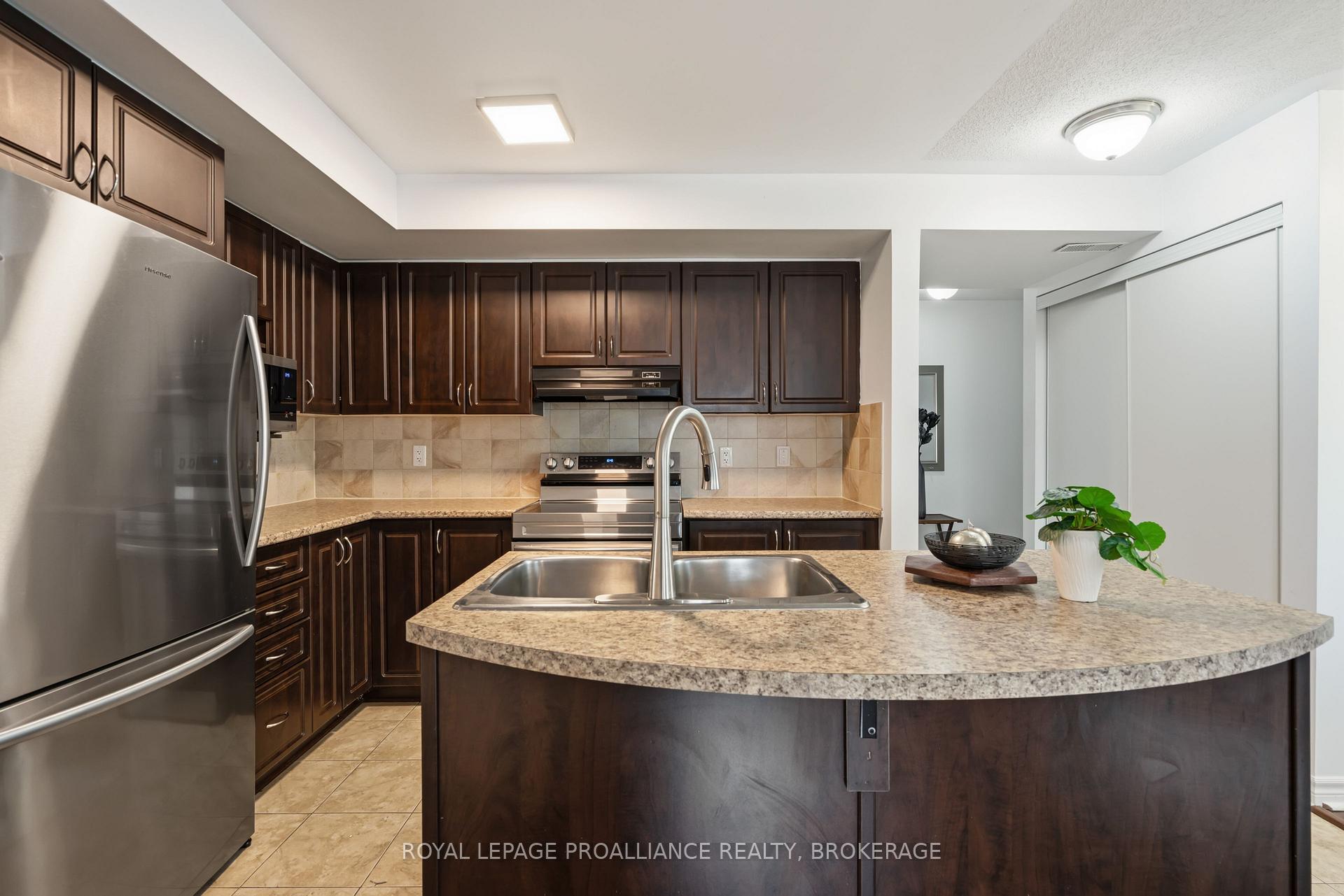 Photo 9 of Unit 2, 510 Stonefield Private, Ottawa, Barrhaven East — HOMEH