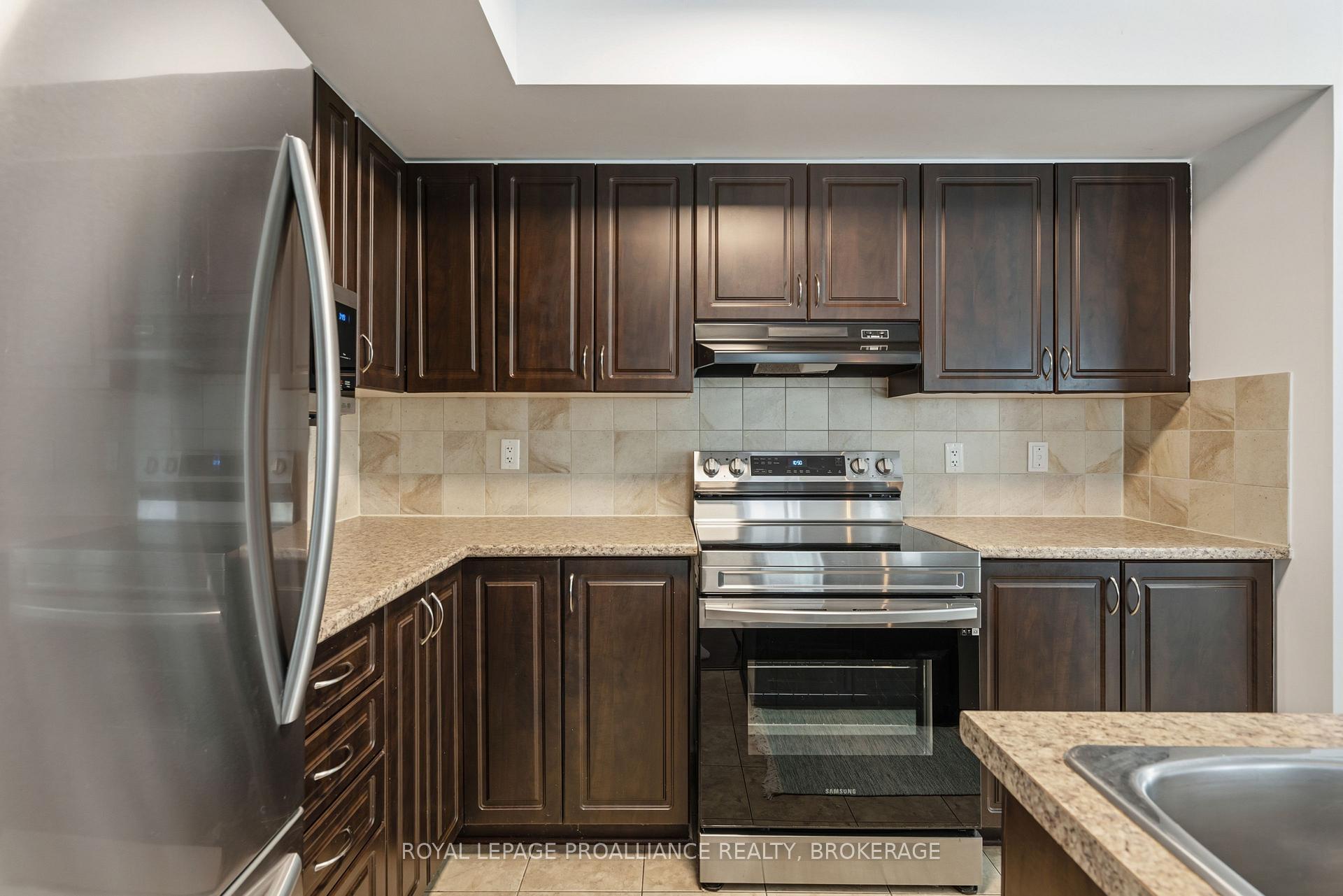 Photo 10 of Unit 2, 510 Stonefield Private, Ottawa, Barrhaven East — HOMEH