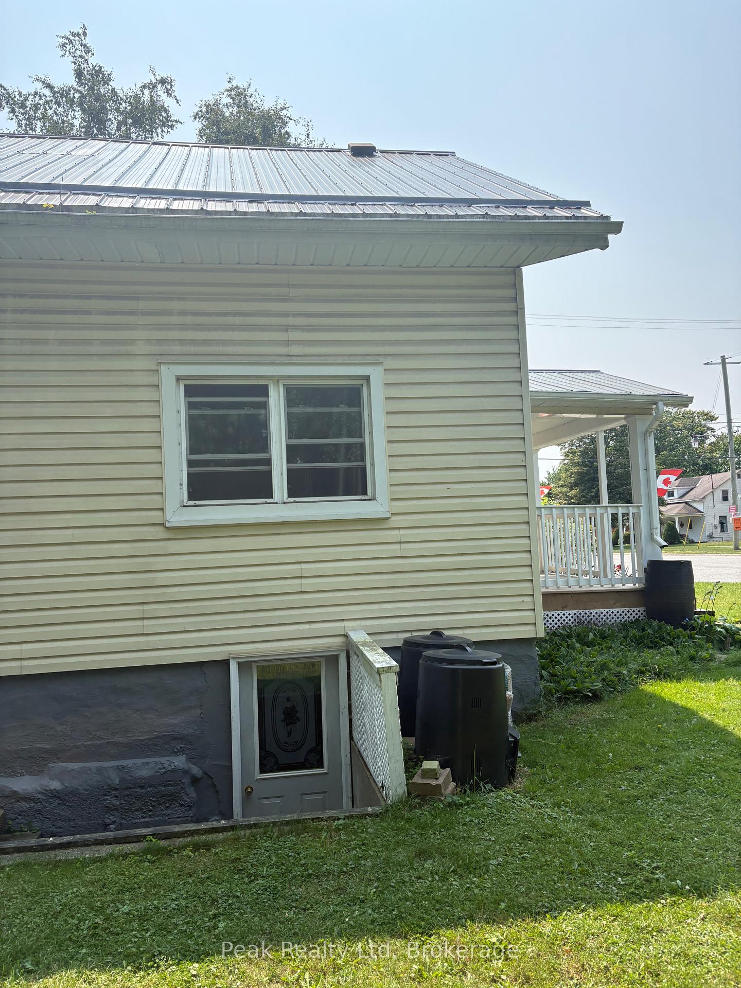 Photo 4 of 281 Turnberry Street, Huron East, Brussels — HOMEH