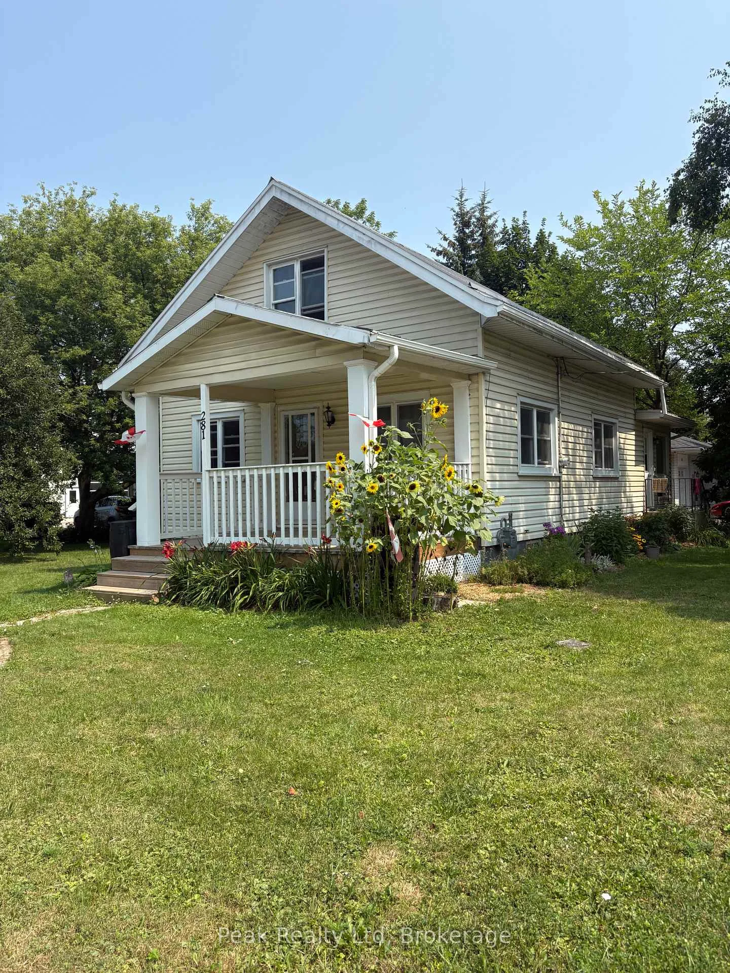 Photo 3 of 281 Turnberry Street, Huron East, Brussels — HOMEH