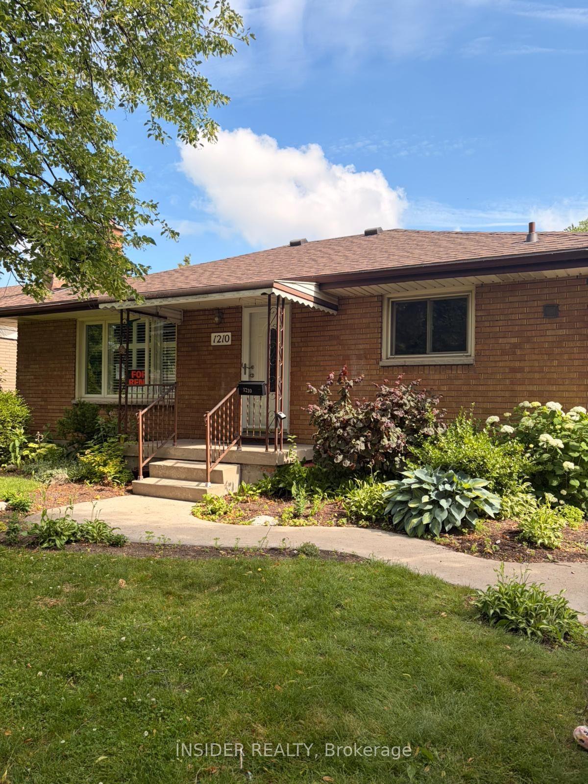 Photo 1 of 1210 Patann Drive, London, East D — HOMEH