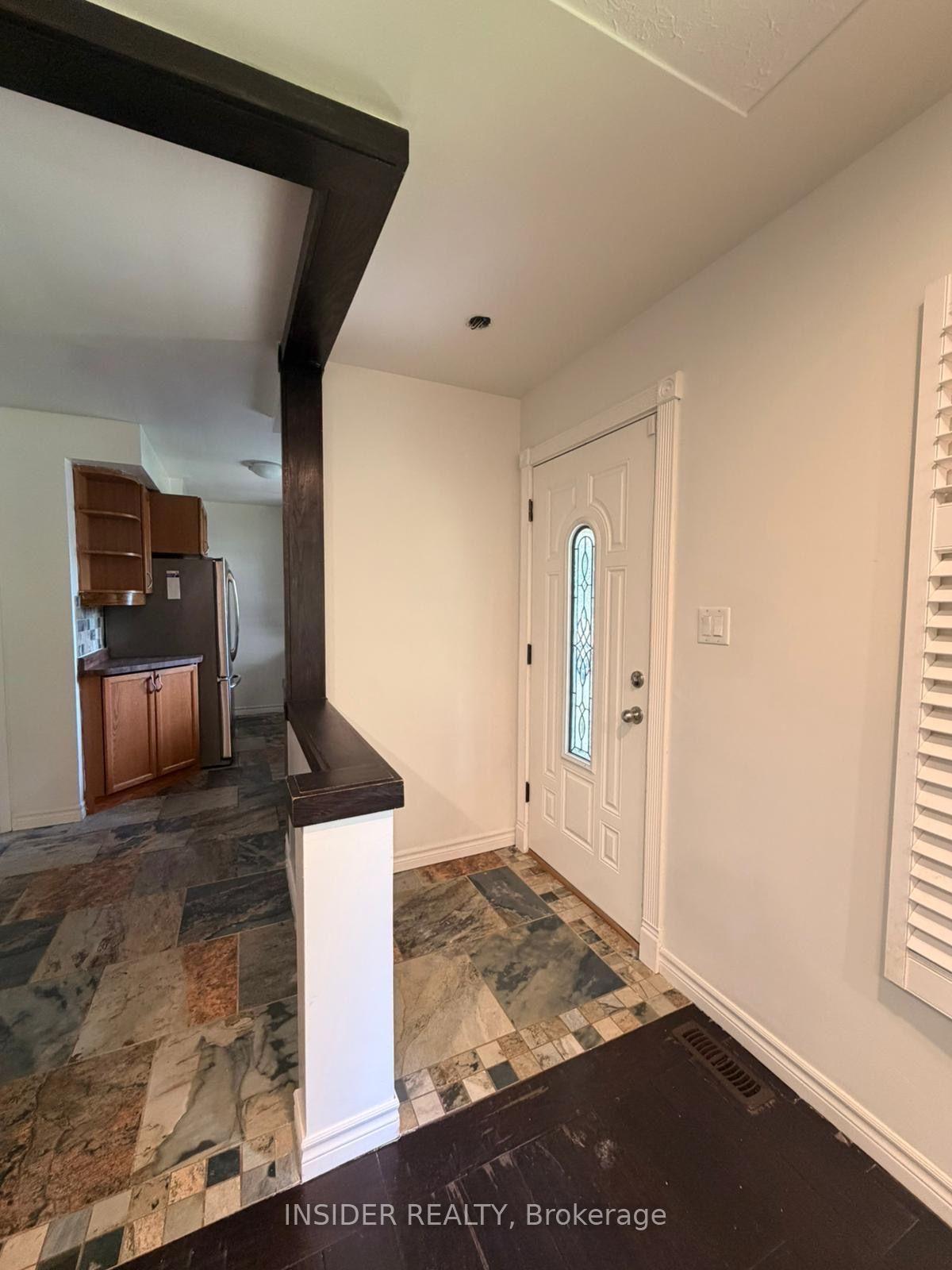 Photo 3 of 1210 Patann Drive, London, East D — HOMEH