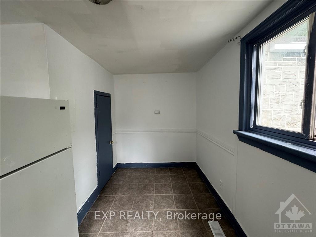 Photo 3 of Unit 3, 70 Barrette Street, Ottawa, Vanier — HOMEH
