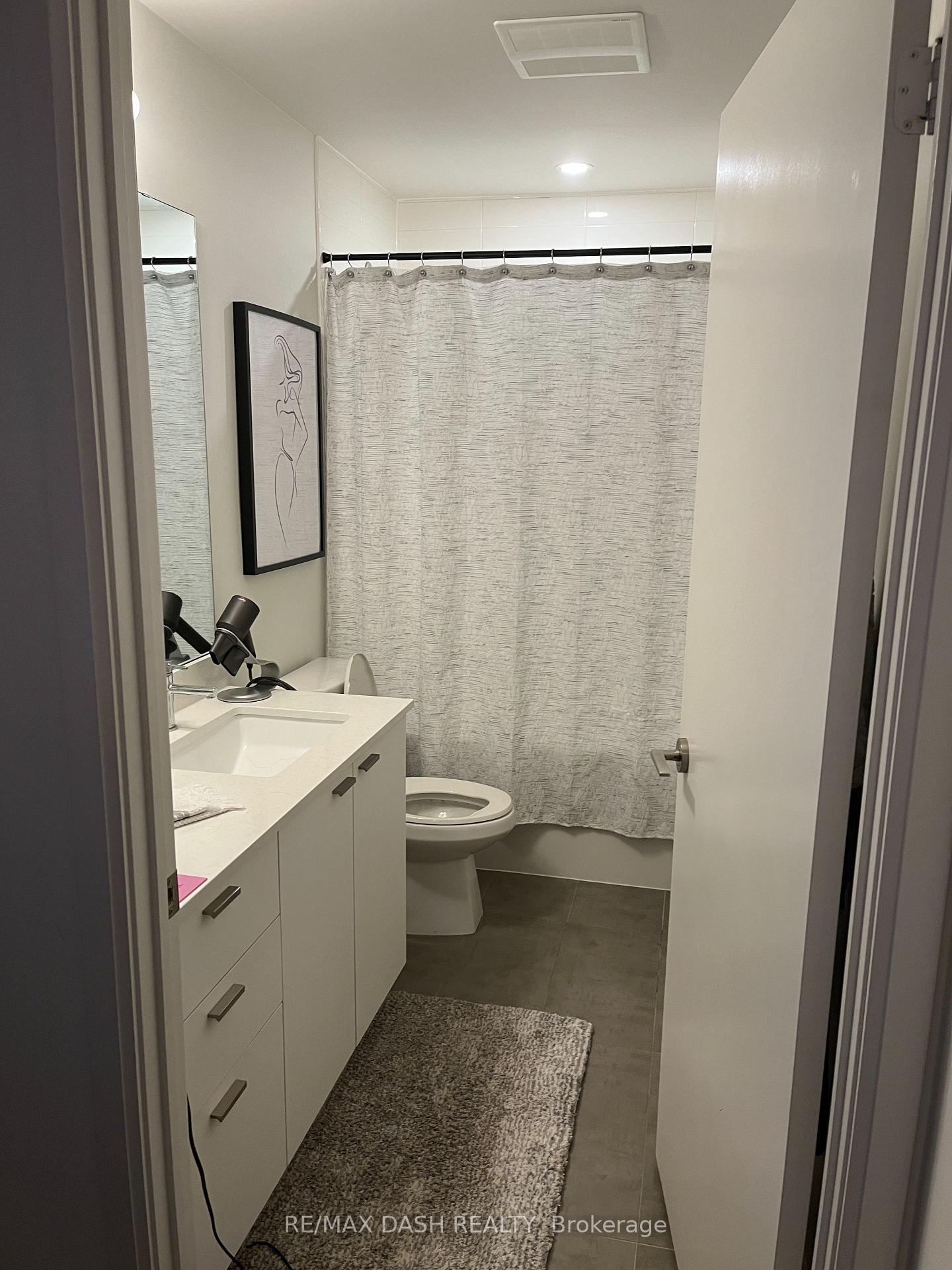Photo 9 of Unit 1214E, 576 Front Street W, Toronto, Waterfront Communities — HOMEH