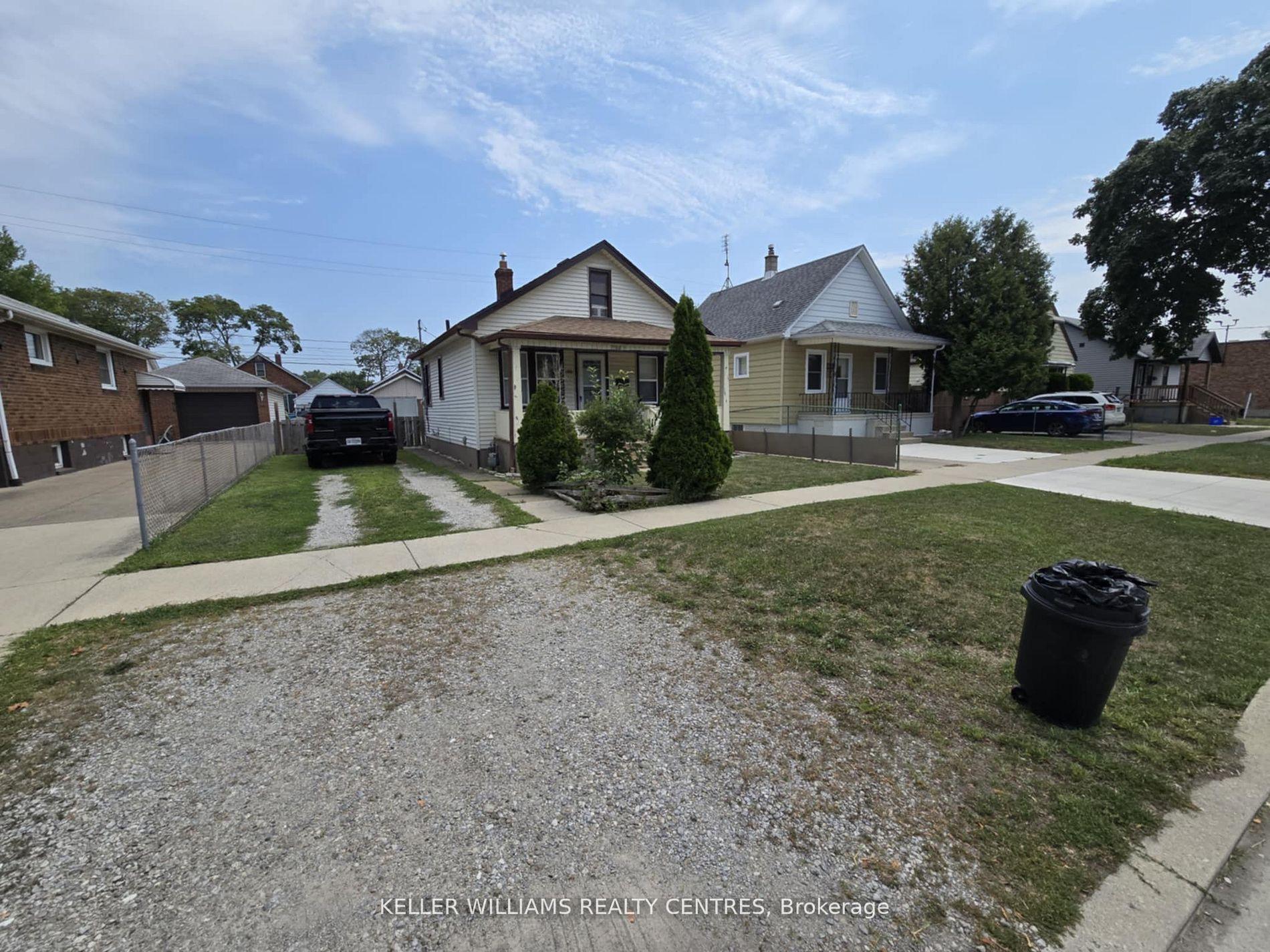 Photo 17 of 1868 Albert Road, Windsor, South Walkerville — HOMEH
