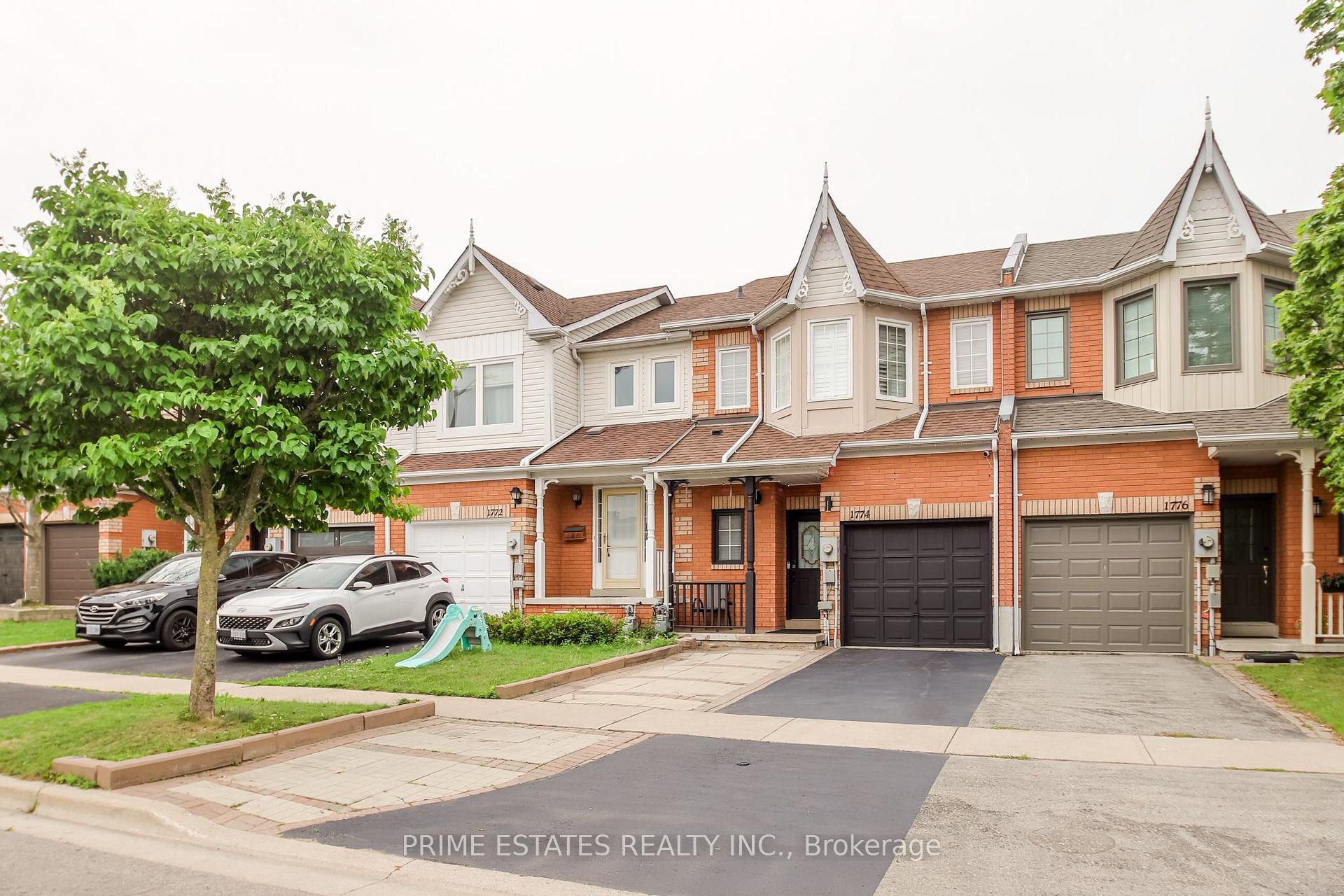 Photo 2 of 1774 Woodgate Trail, Oshawa, Samac — HOMEH