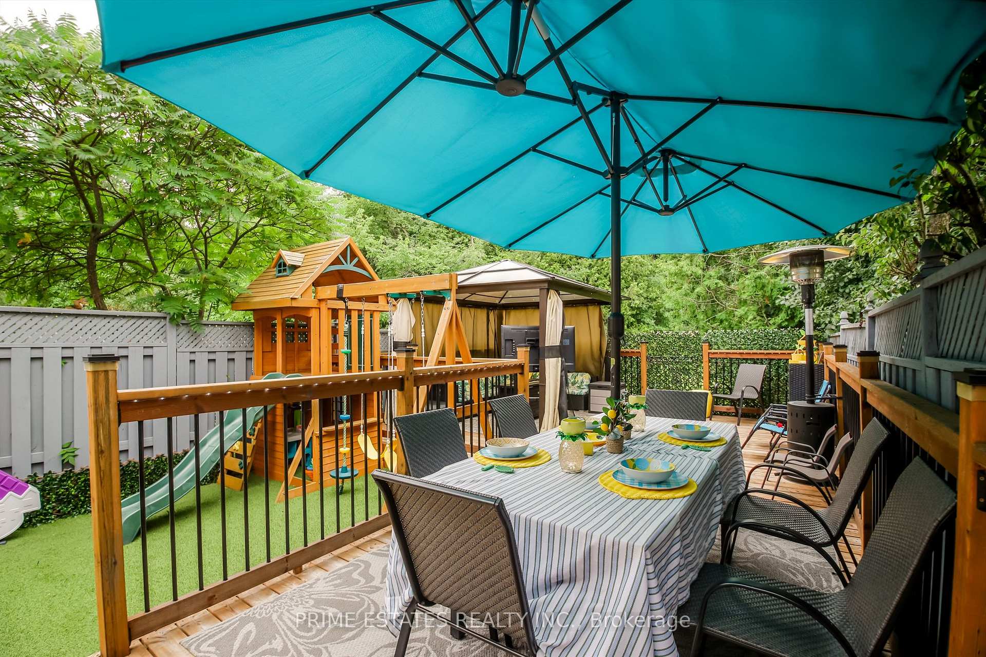 Photo 5 of 1774 Woodgate Trail, Oshawa, Samac — HOMEH