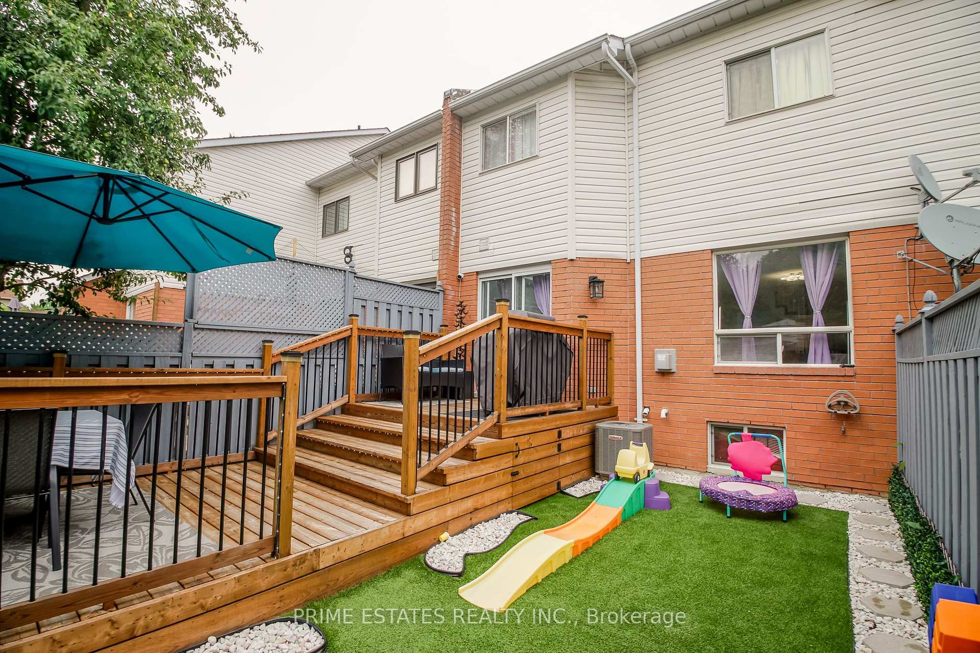 Photo 7 of 1774 Woodgate Trail, Oshawa, Samac — HOMEH
