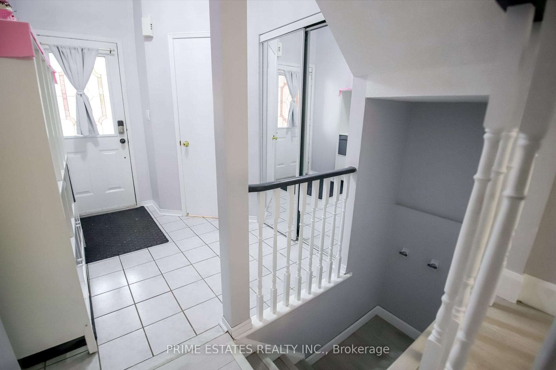 Photo 15 of 1774 Woodgate Trail, Oshawa, Samac — HOMEH