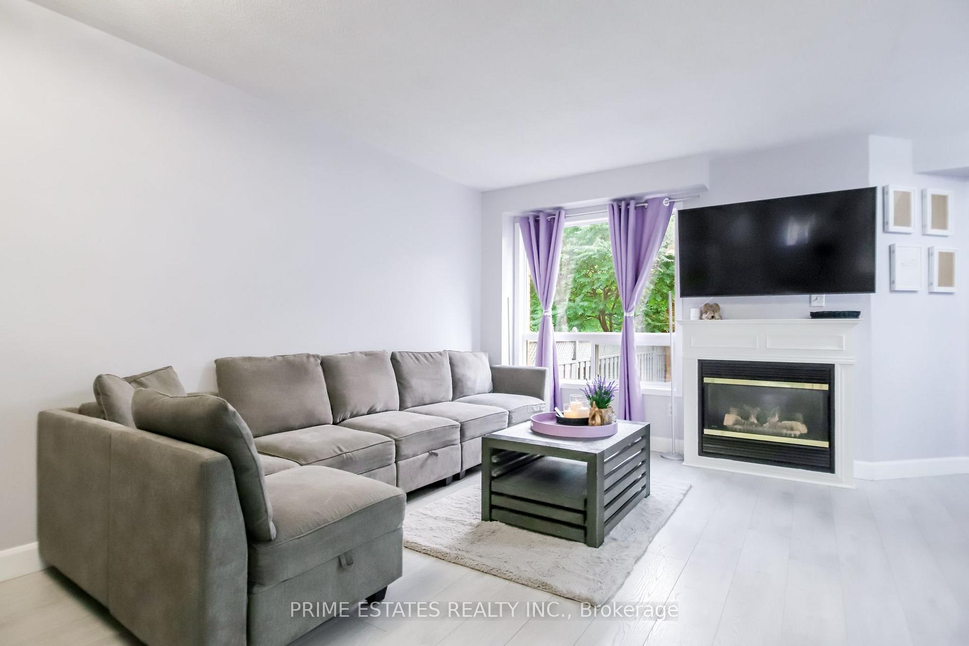 Photo 17 of 1774 Woodgate Trail, Oshawa, Samac — HOMEH