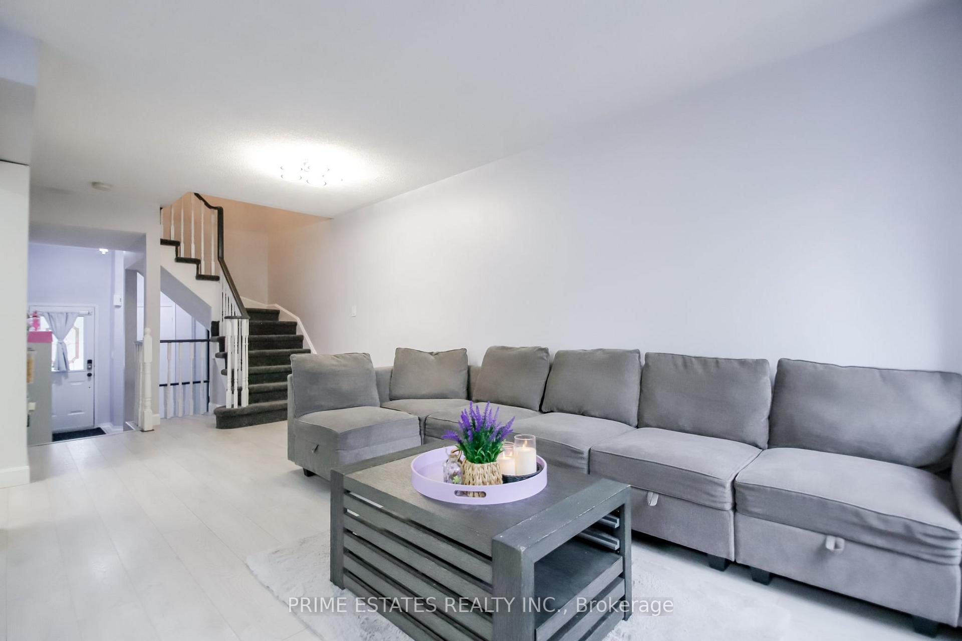 Photo 19 of 1774 Woodgate Trail, Oshawa, Samac — HOMEH