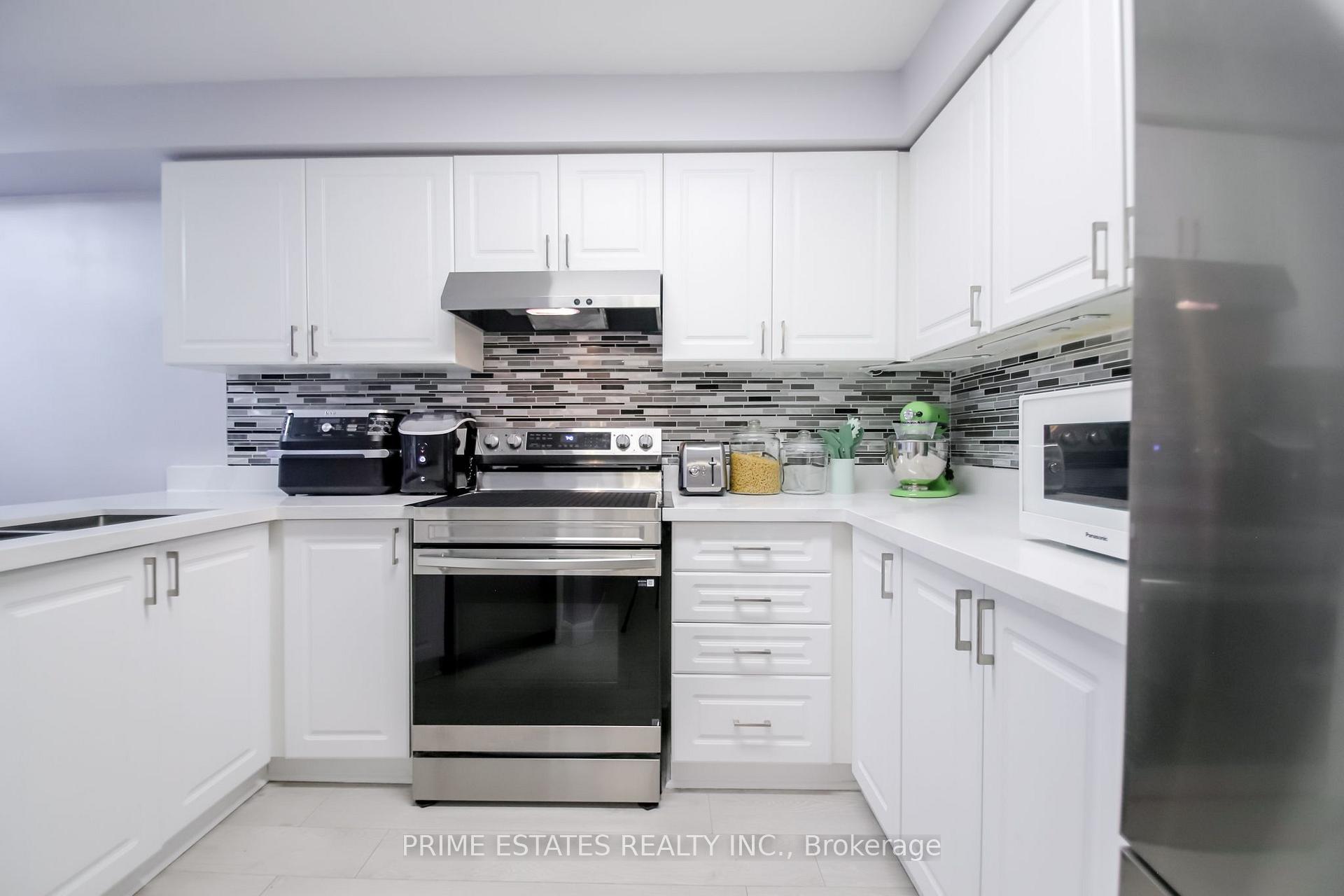 Photo 24 of 1774 Woodgate Trail, Oshawa, Samac — HOMEH