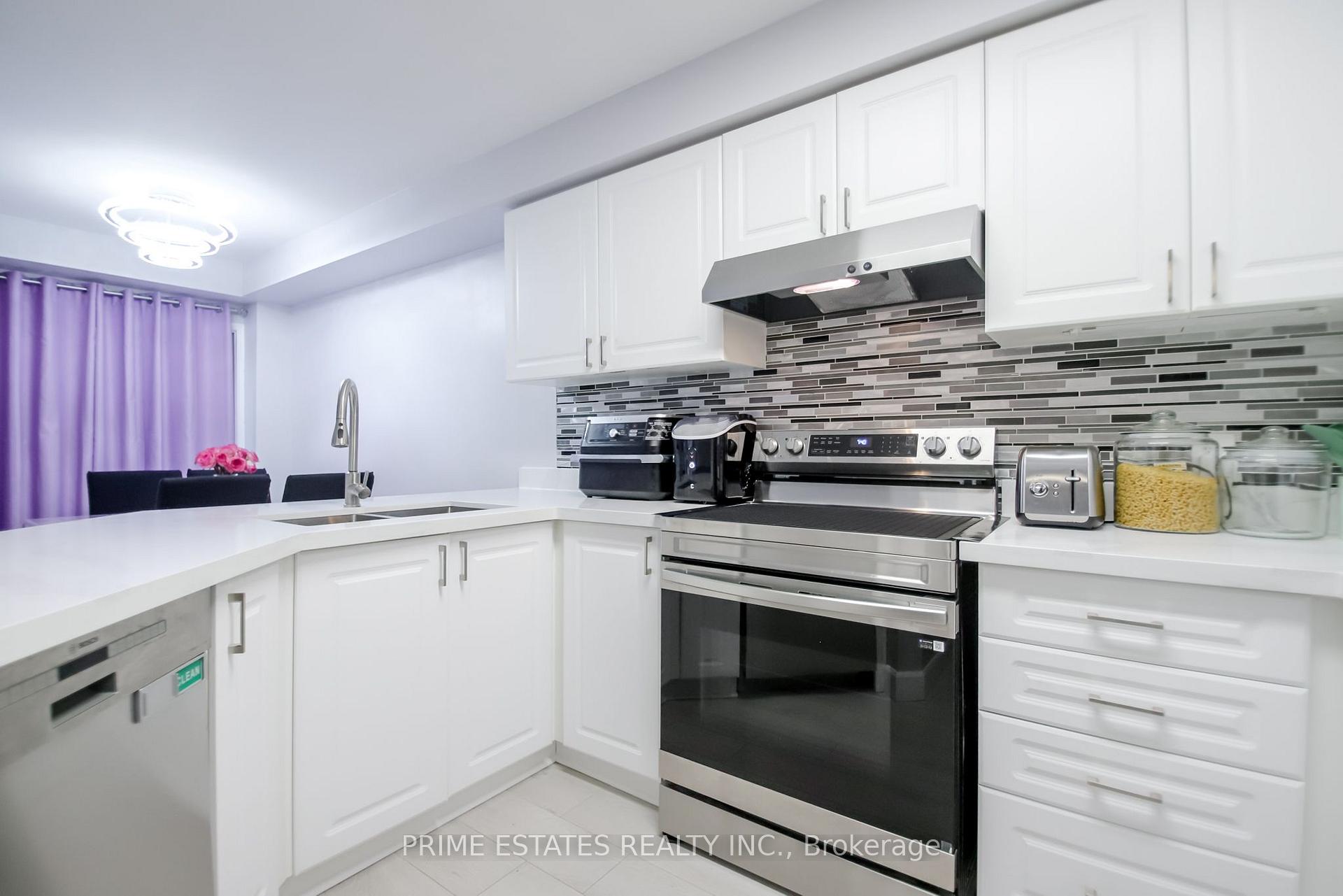 Photo 25 of 1774 Woodgate Trail, Oshawa, Samac — HOMEH