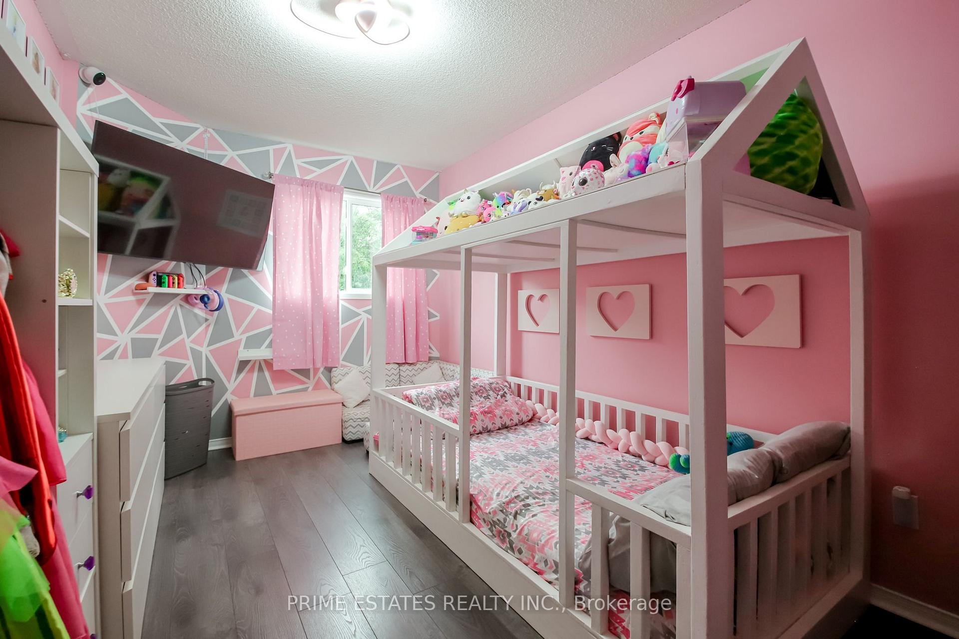 Photo 32 of 1774 Woodgate Trail, Oshawa, Samac — HOMEH