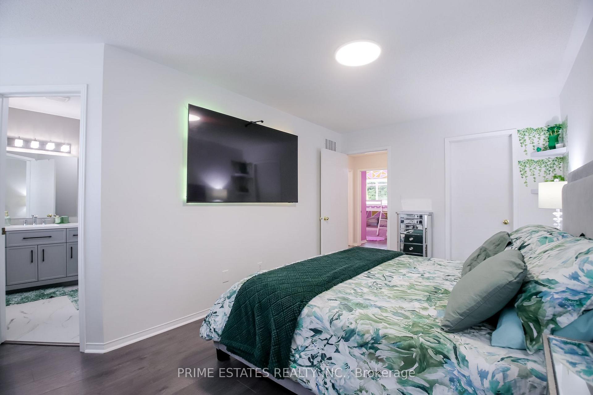 Photo 40 of 1774 Woodgate Trail, Oshawa, Samac — HOMEH