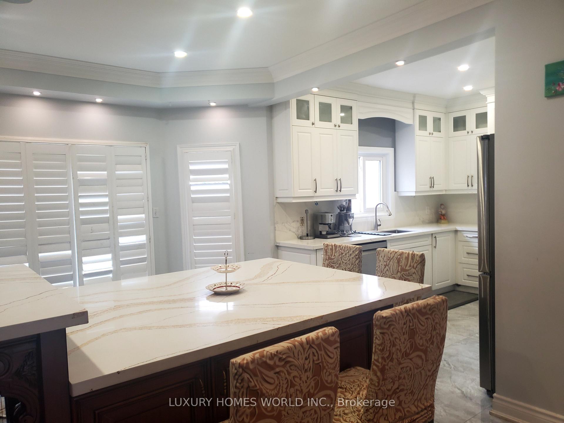 Photo 9 of 160 Featherstone Avenue, Markham, Middlefield — HOMEH