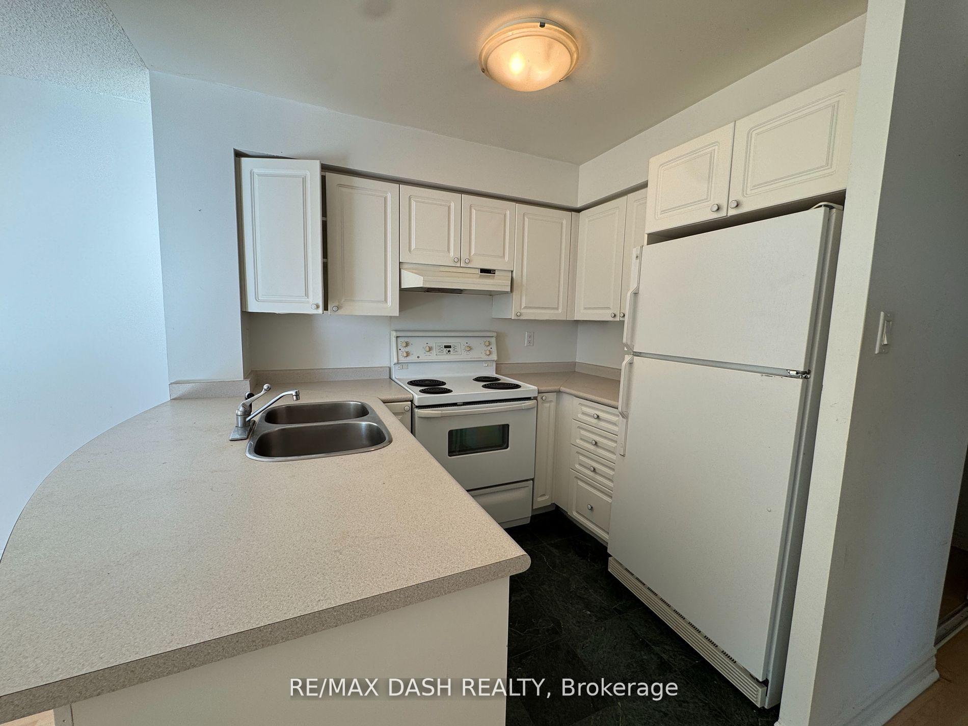 Photo 7 of Unit 1113, 109 Front Street E, Toronto, Moss Park — HOMEH