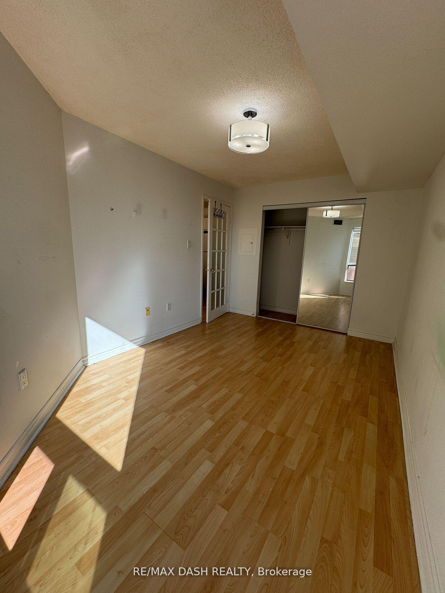 Photo 11 of Unit 1113, 109 Front Street E, Toronto, Moss Park — HOMEH