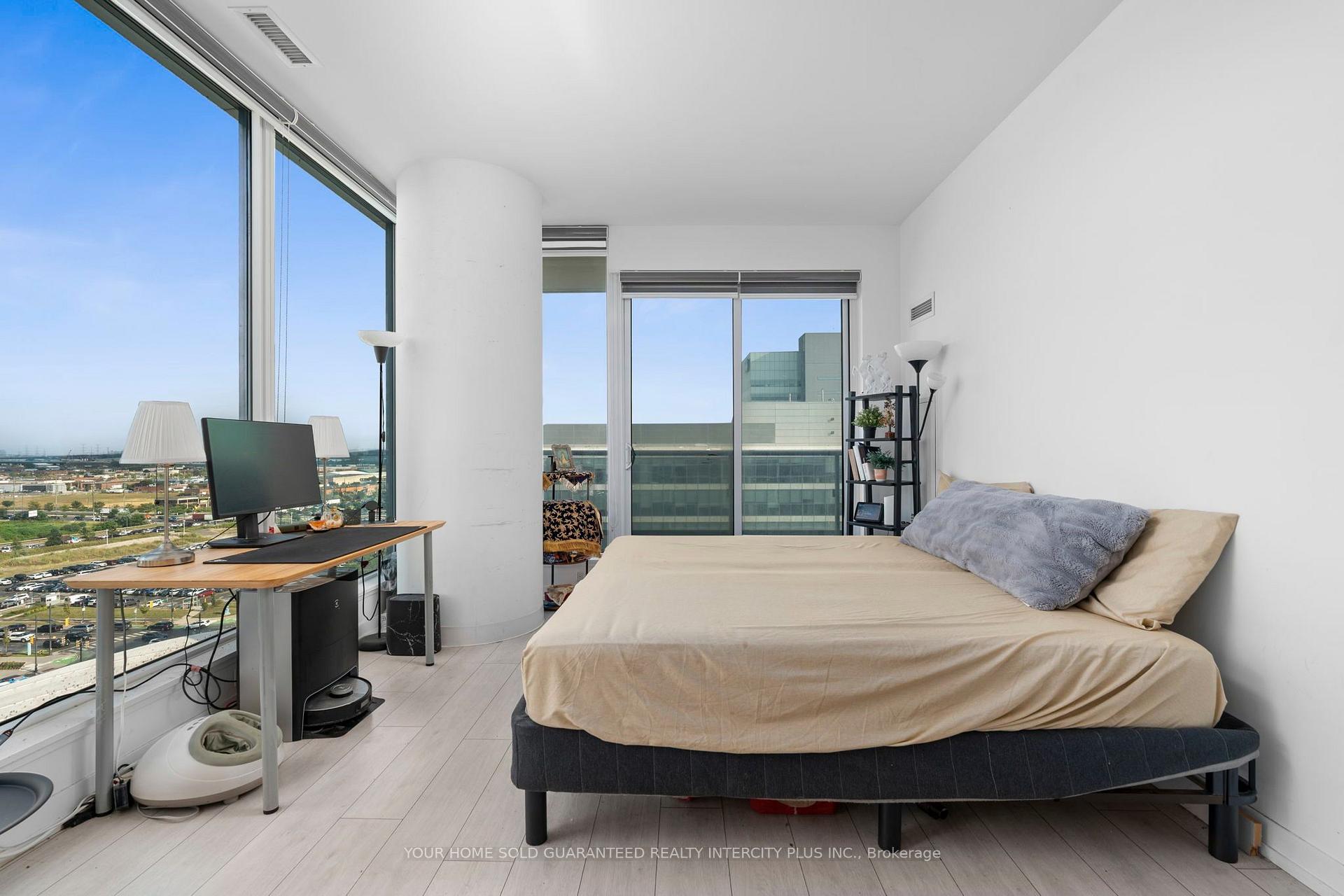 Photo 16 of Unit 1503, 5 Buttermill Avenue, Vaughan, Vaughan Corporate Centre — HOMEH