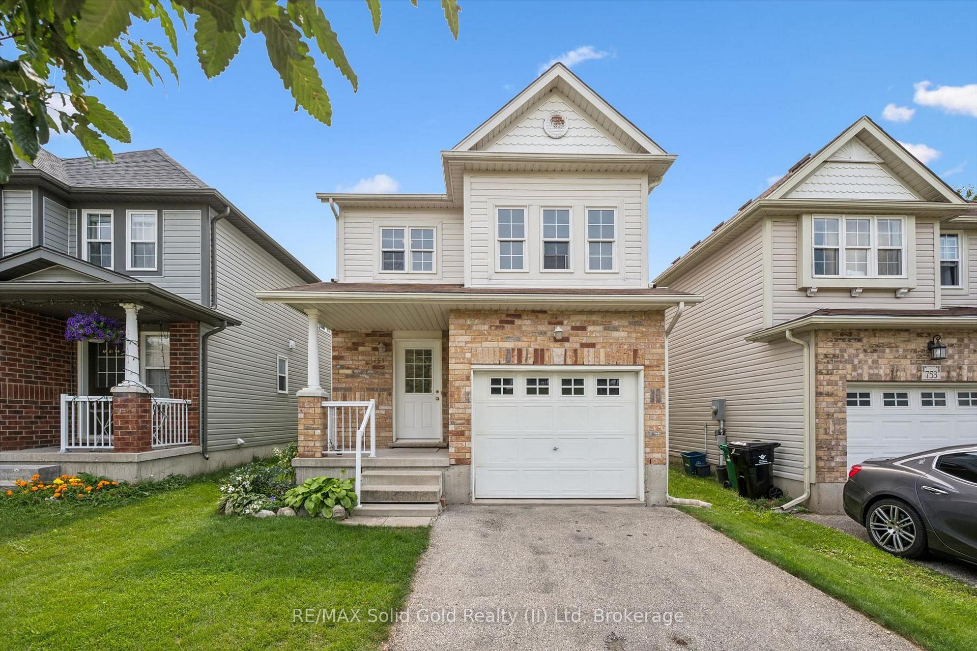 Photo 1 of 751 Laurelwood Drive, Waterloo, Erbsville/Laurelwood — HOMEH