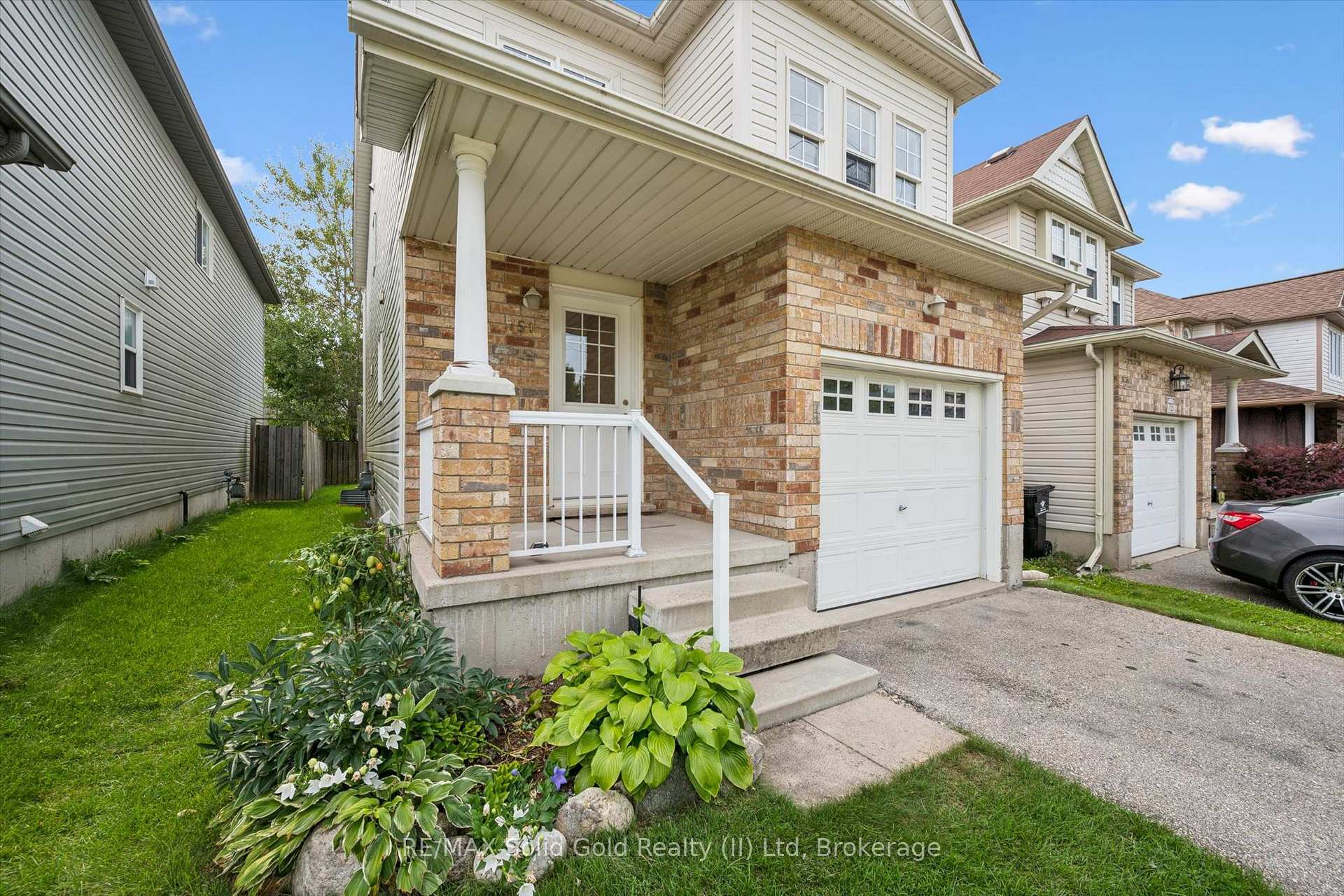 Photo 3 of 751 Laurelwood Drive, Waterloo, Erbsville/Laurelwood — HOMEH