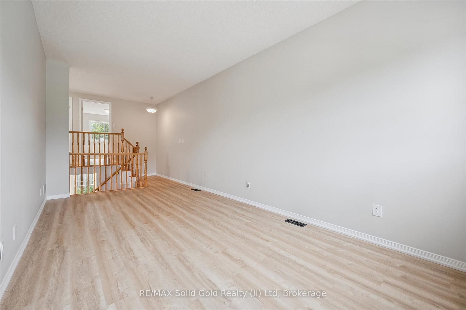 Photo 24 of 751 Laurelwood Drive, Waterloo, Erbsville/Laurelwood — HOMEH