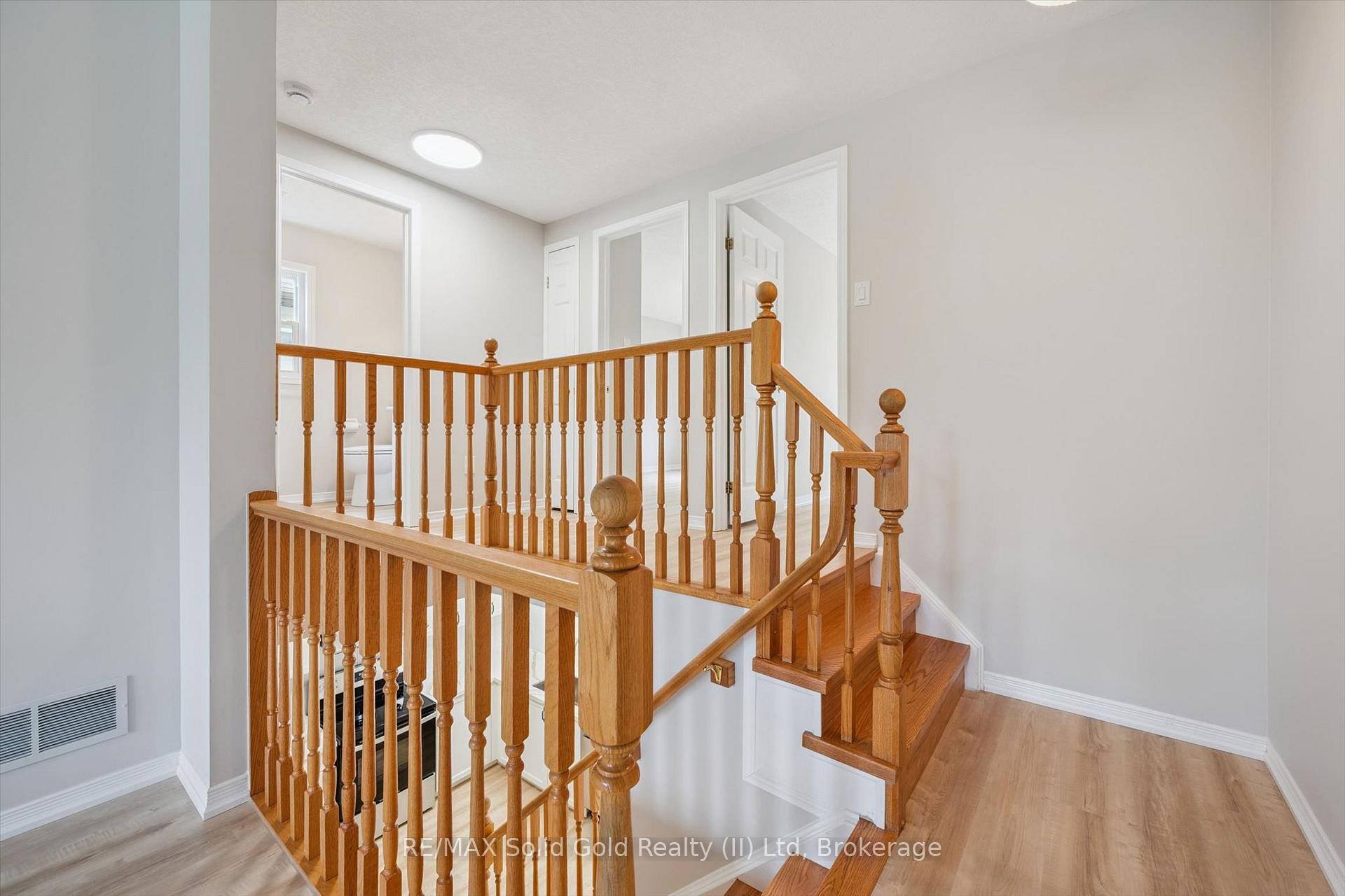 Photo 26 of 751 Laurelwood Drive, Waterloo, Erbsville/Laurelwood — HOMEH