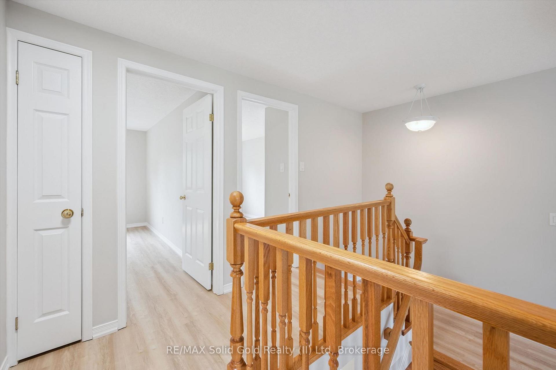 Photo 27 of 751 Laurelwood Drive, Waterloo, Erbsville/Laurelwood — HOMEH