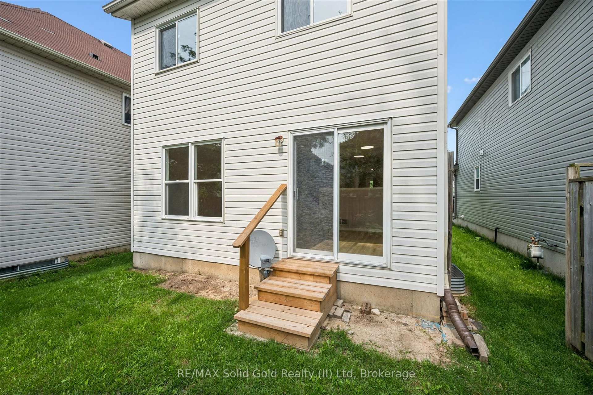 Photo 45 of 751 Laurelwood Drive, Waterloo, Erbsville/Laurelwood — HOMEH
