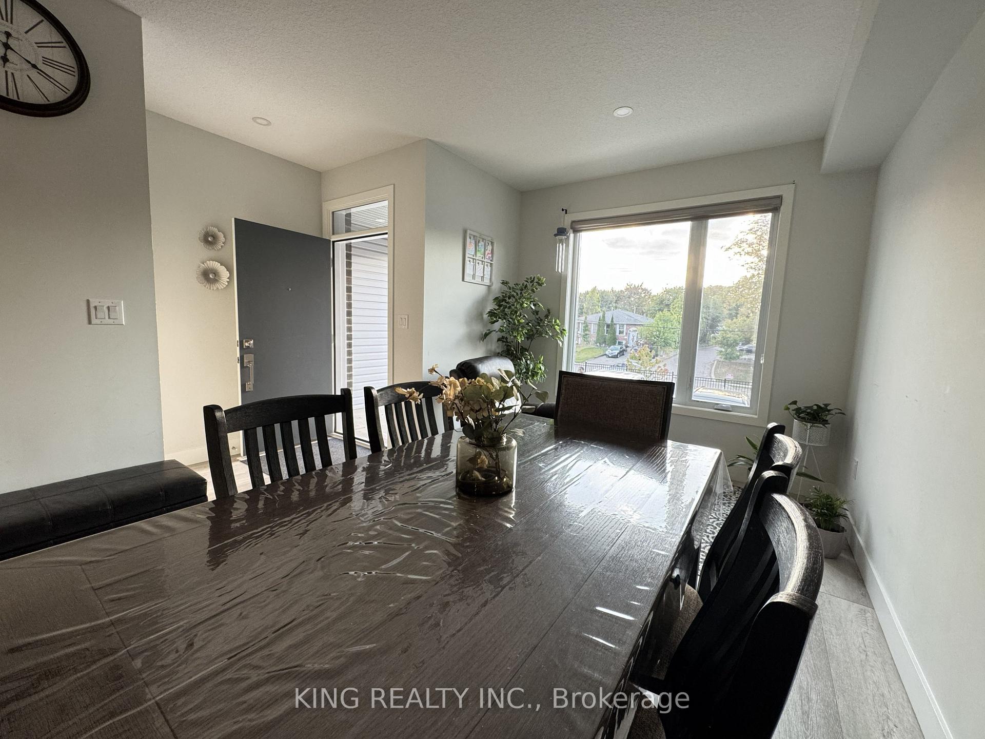 Photo 8 of Unit 45, 990 Deveron Crescent, London, South J — HOMEH