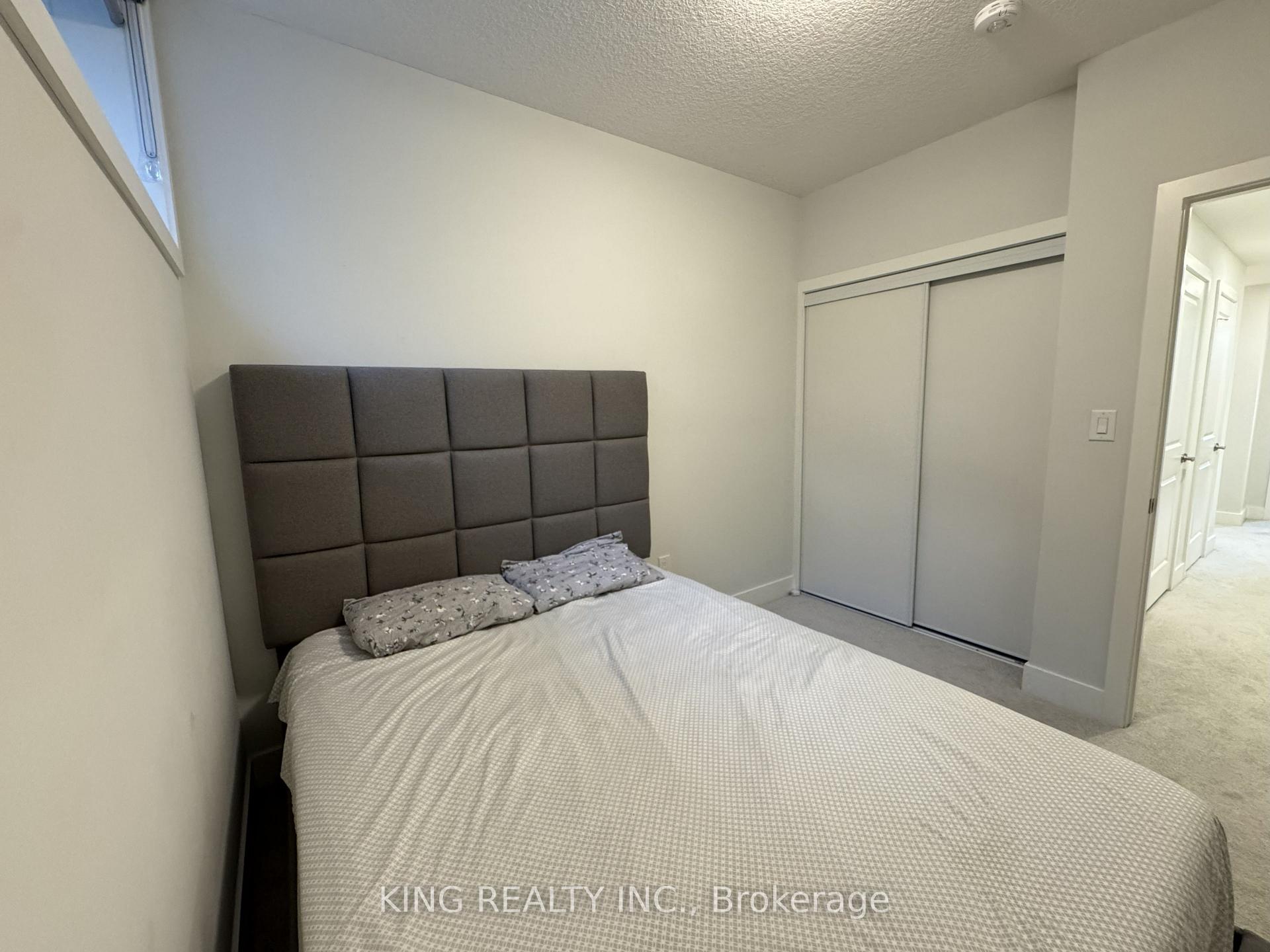 Photo 30 of Unit 45, 990 Deveron Crescent, London, South J — HOMEH