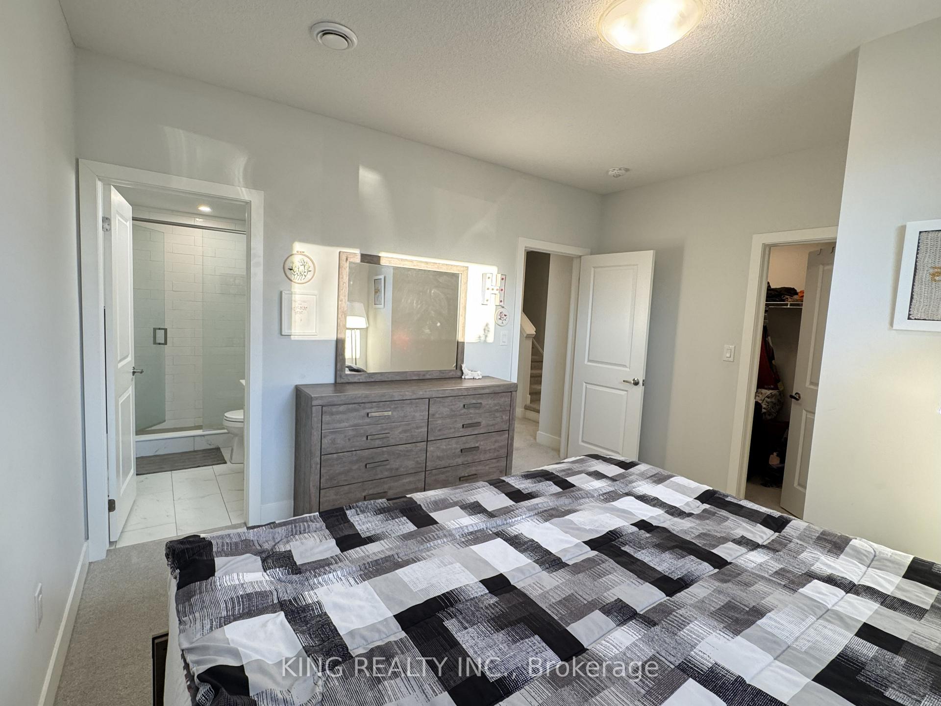 Photo 35 of Unit 45, 990 Deveron Crescent, London, South J — HOMEH