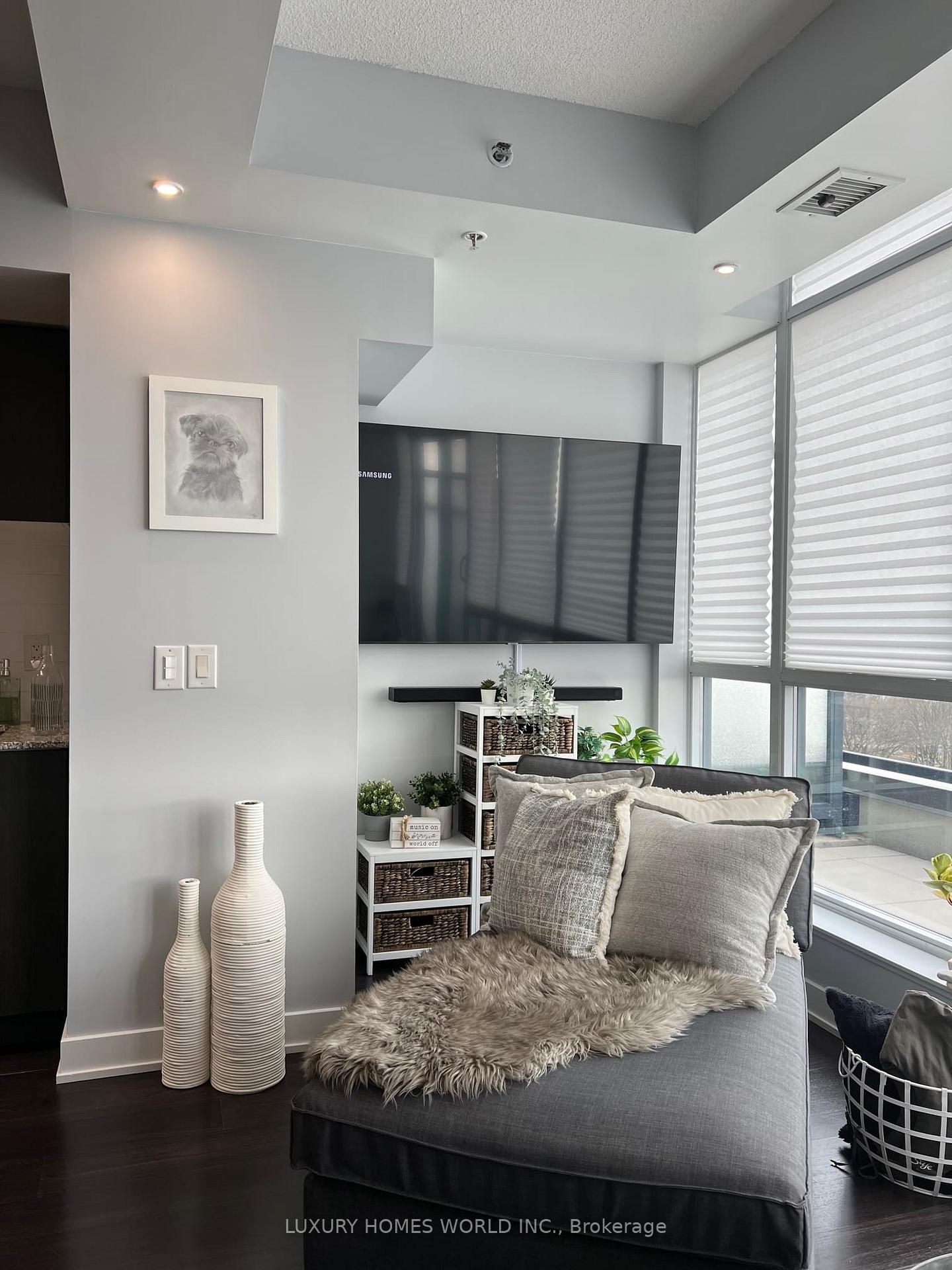 Photo 12 of Unit 907, 11 Superior Avenue, Etobicoke, Mimico — HOMEH
