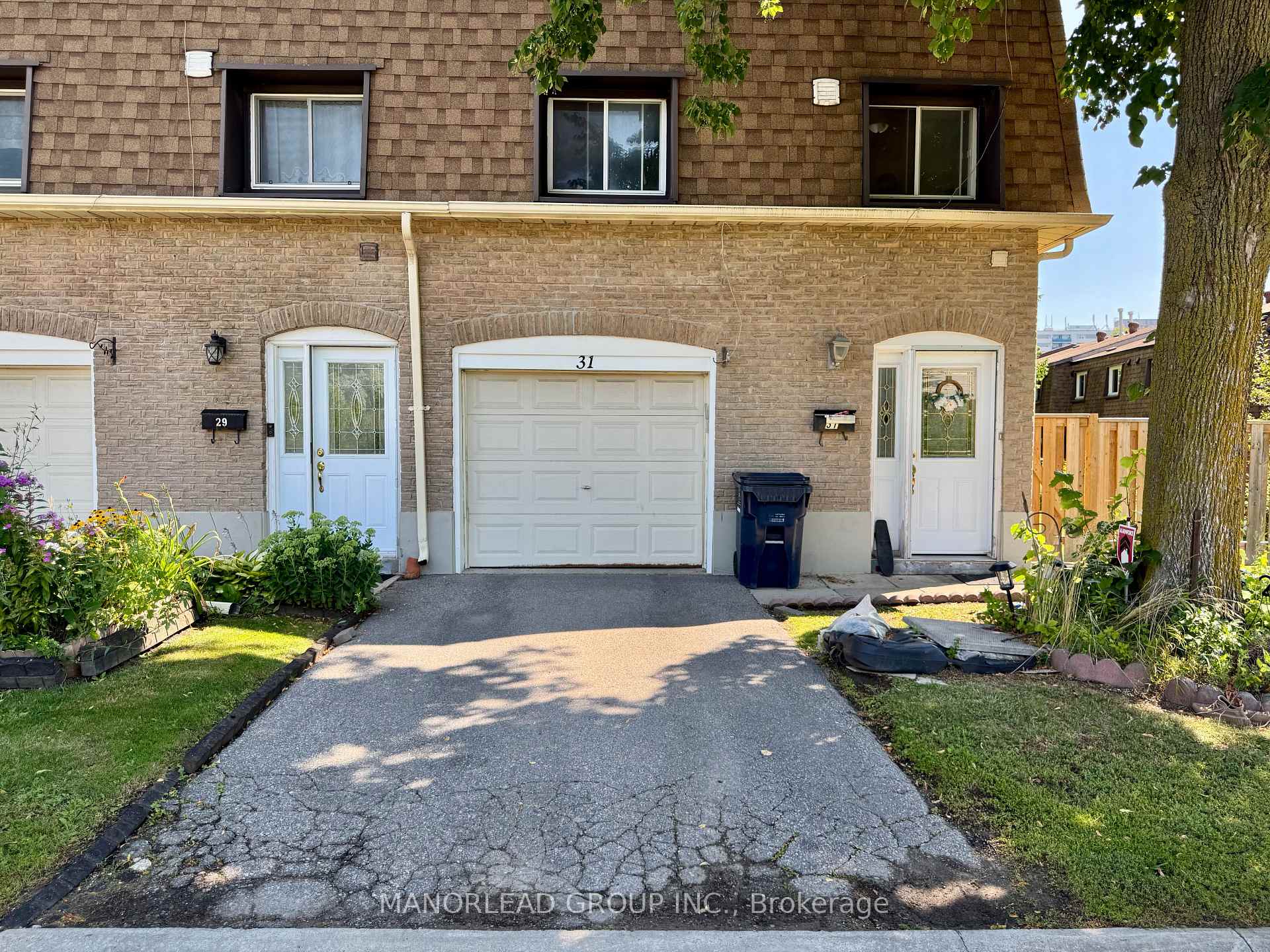 Photo 1 of Unit 31, 121 L'Amoreaux Drive, Scarborough, L'Amoreaux — HOMEH